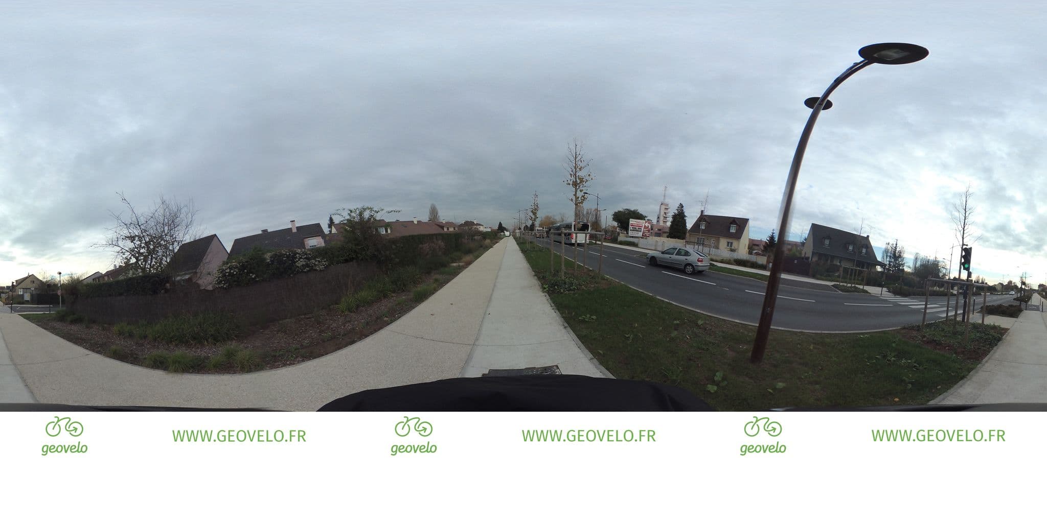 Street view near Le Mas des Loups, Égly — © simon_geovelo (CC BY-SA · Mapillary)