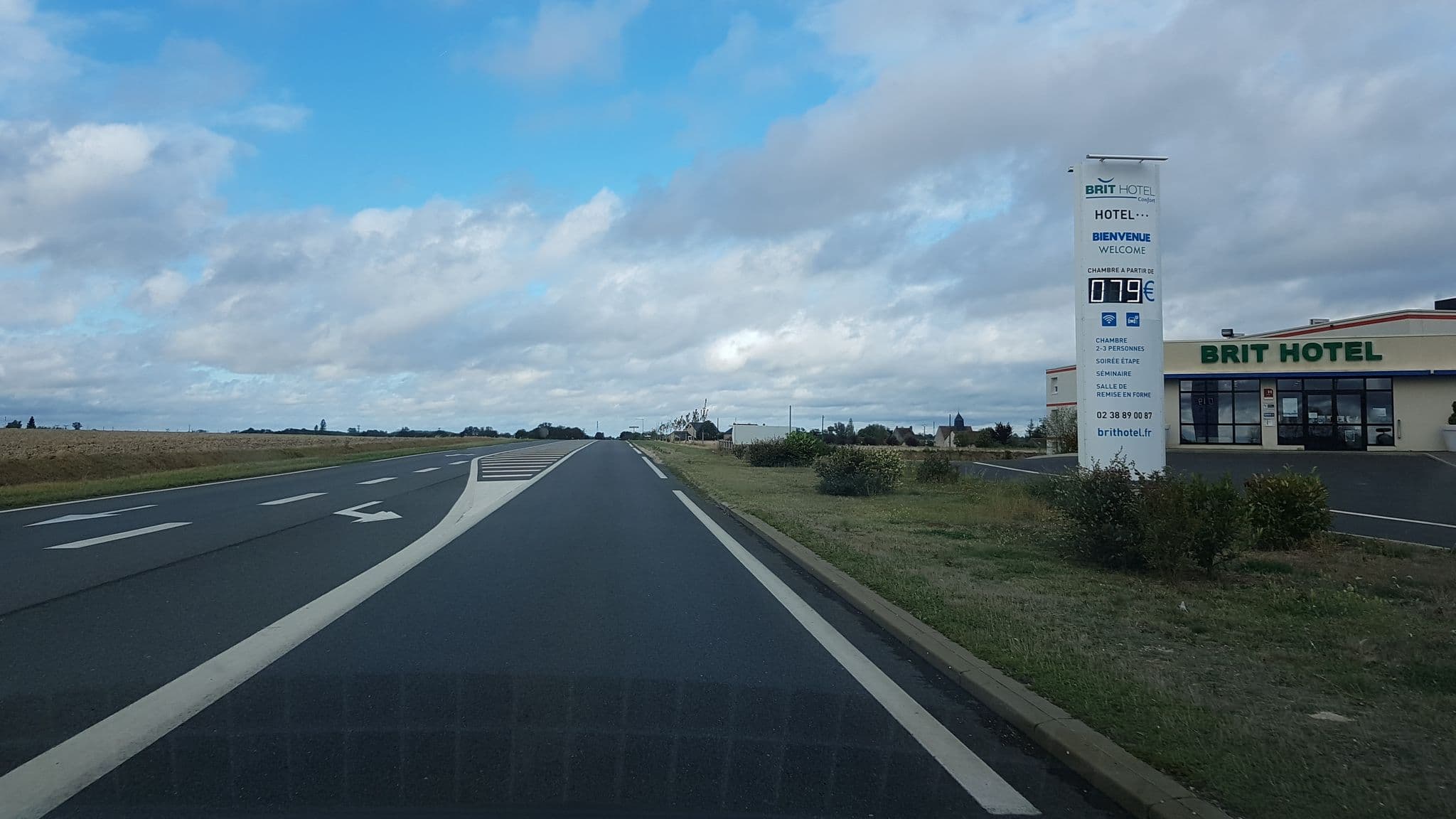 Street view near Brit Hotel Montargis, Vimory — © jerome_pietri (CC BY-SA · Mapillary)