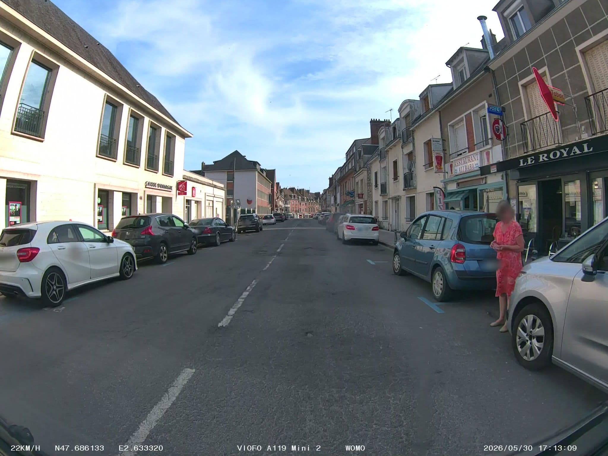 Street view near Chambres d'hôtes à Gien, Gien — © soulcover (CC BY-SA · Mapillary)