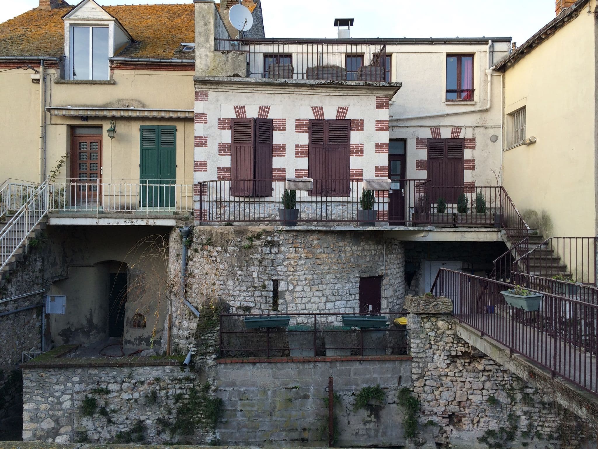 Street view near Le Coche de Briare, Montargis — © bennyandersson (CC BY-SA · Mapillary)