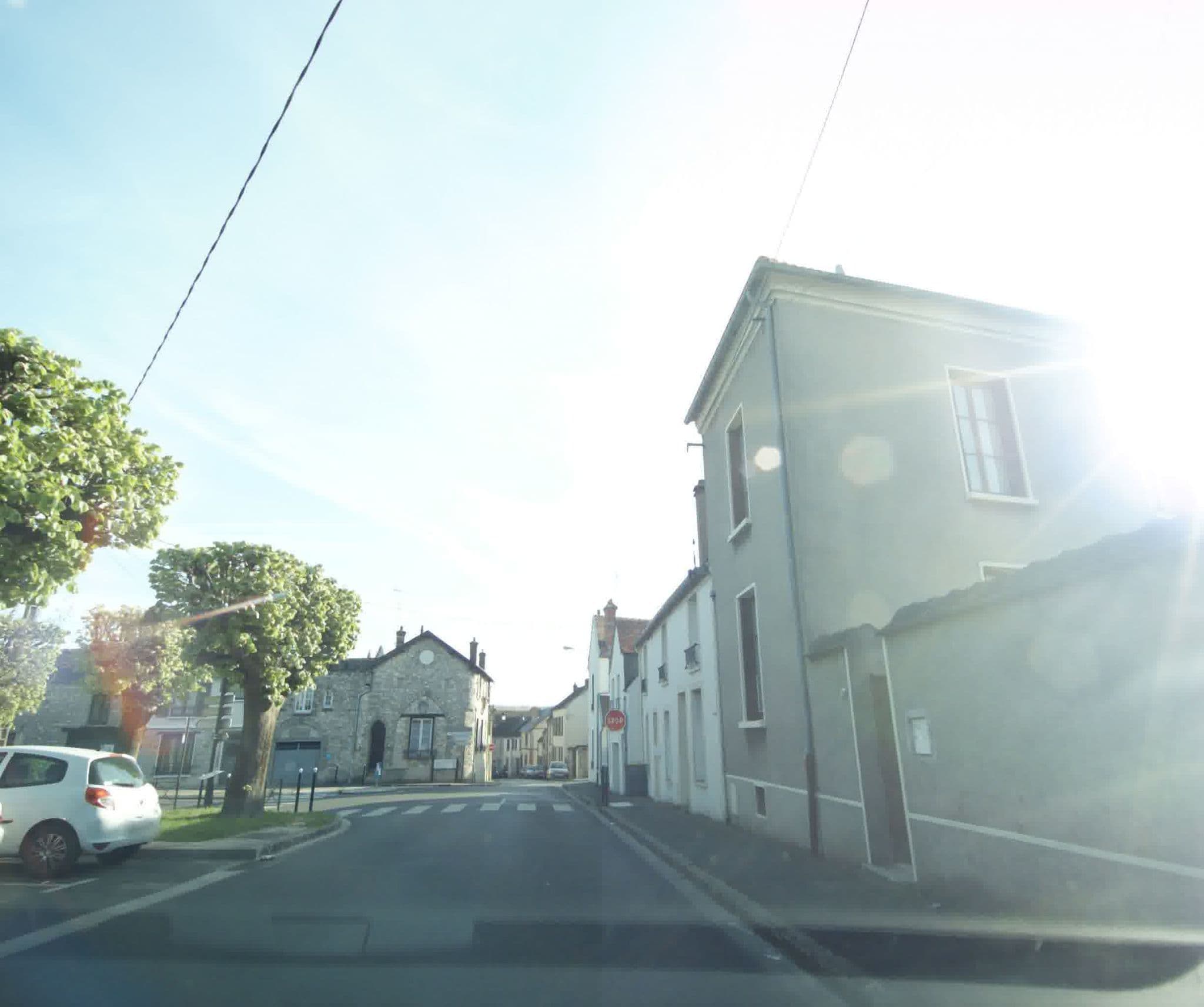 Street view near La Parenthèse, Moret-sur-Loing — © sogefi (CC BY-SA · Mapillary)