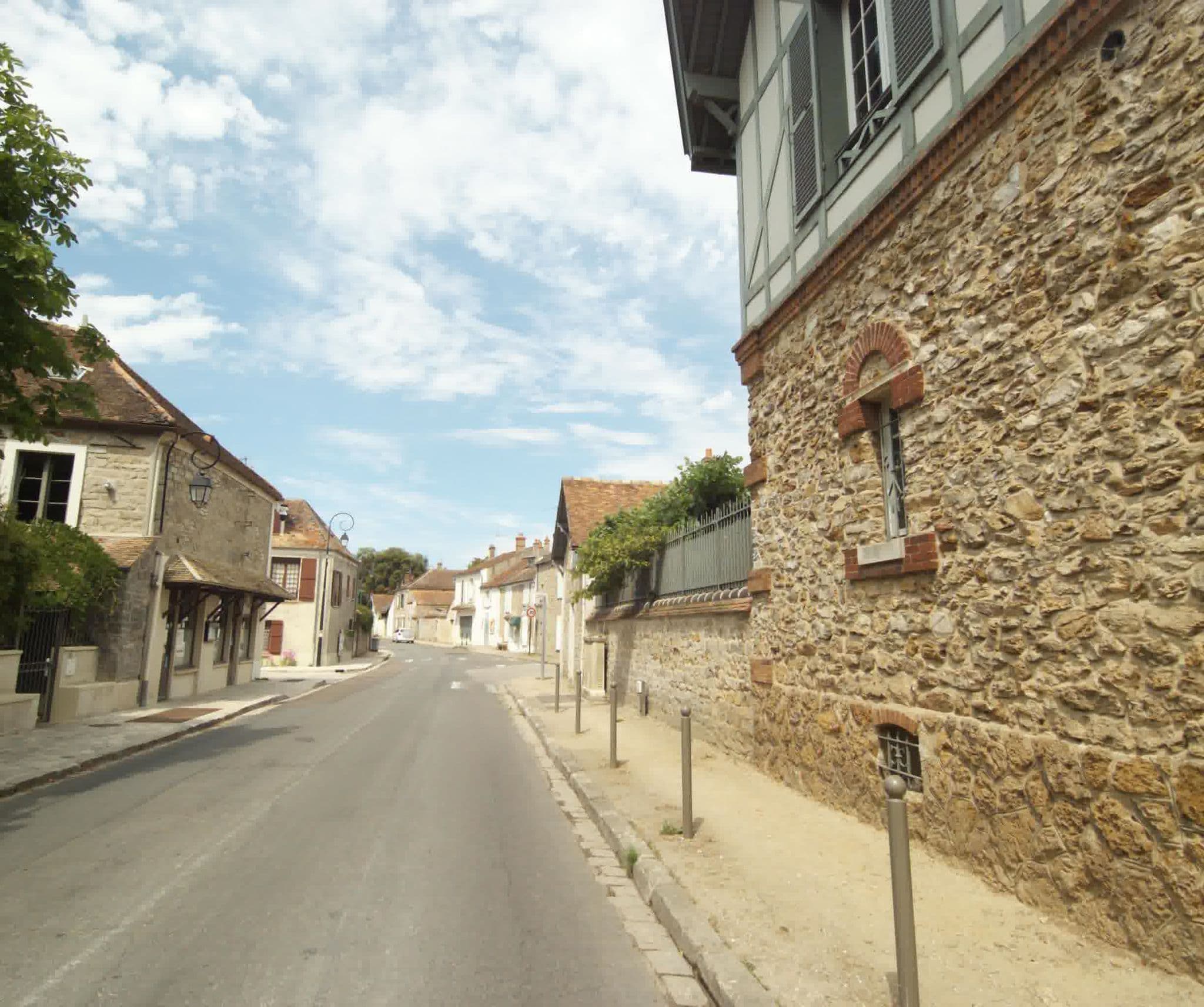 Street view near Le P'tit Angelus, Barbizon — © sogefi (CC BY-SA · Mapillary)