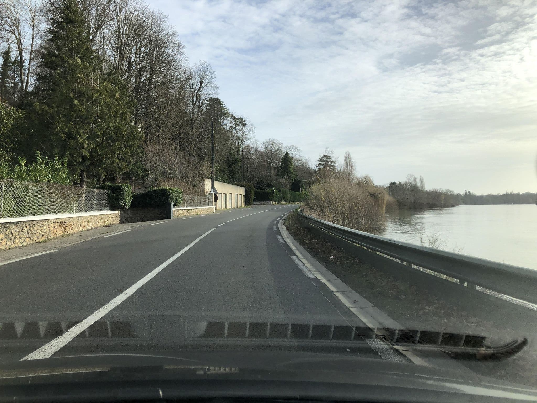 Street view near Association Personnes Agées les Bruyères, Boissise-le-Roi — © jerome92370 (CC BY-SA · Mapillary)