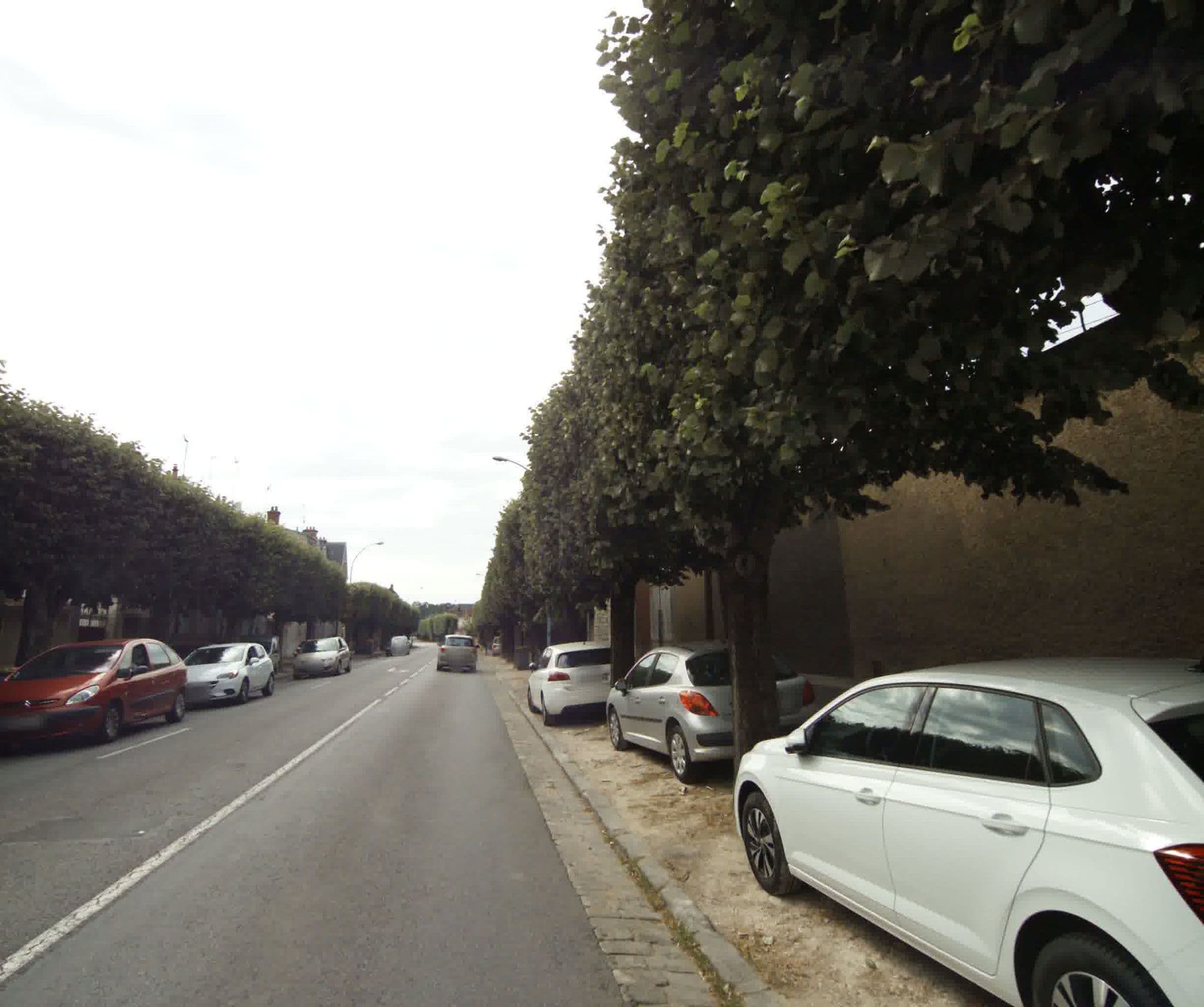 Street view near Joffre, Fontainebleau — © sogefi (CC BY-SA · Mapillary)