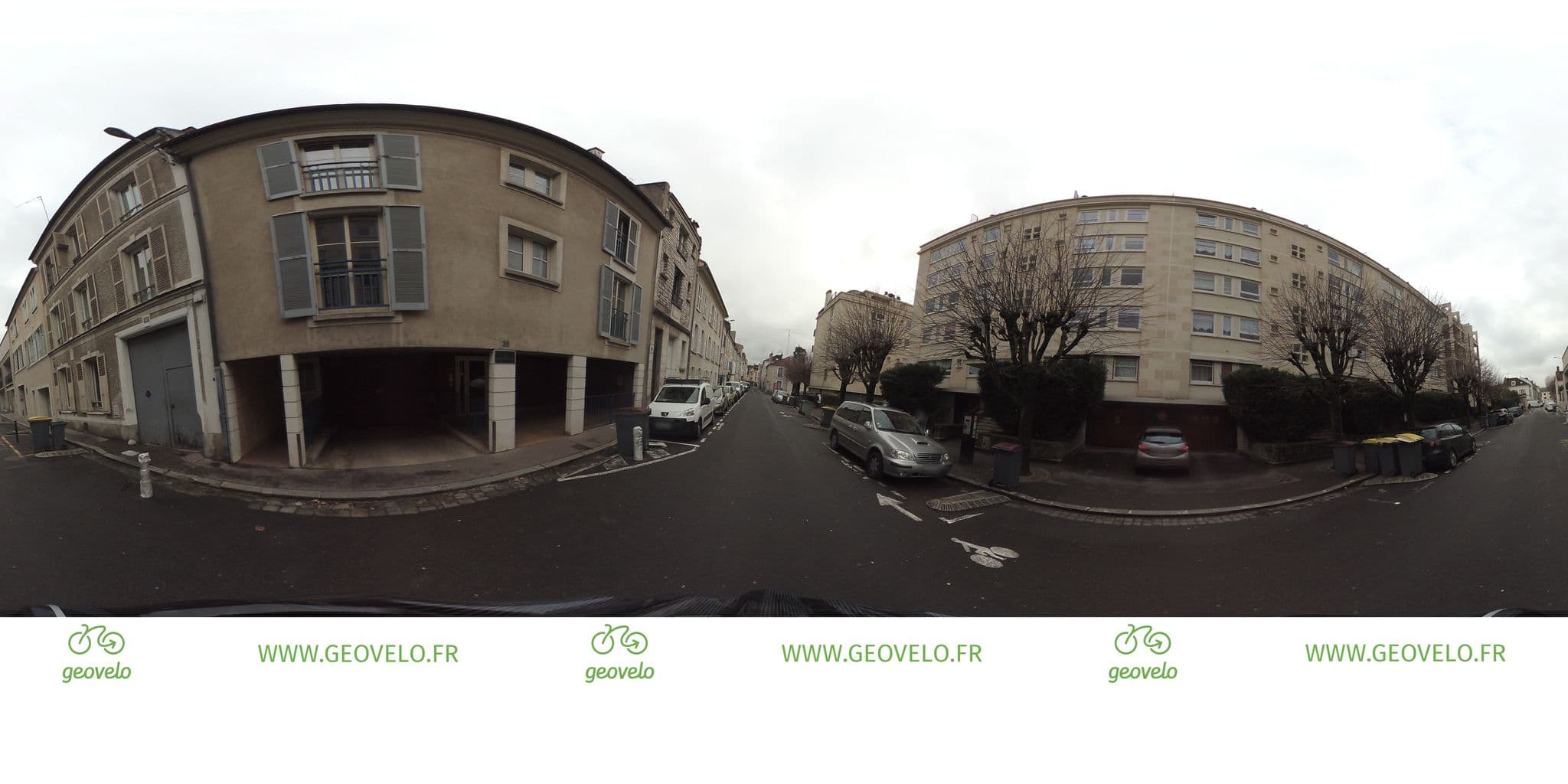 Street view near Fontainbleau Sweet Home, Fontainebleau — © simon_geovelo (CC BY-SA · Mapillary)