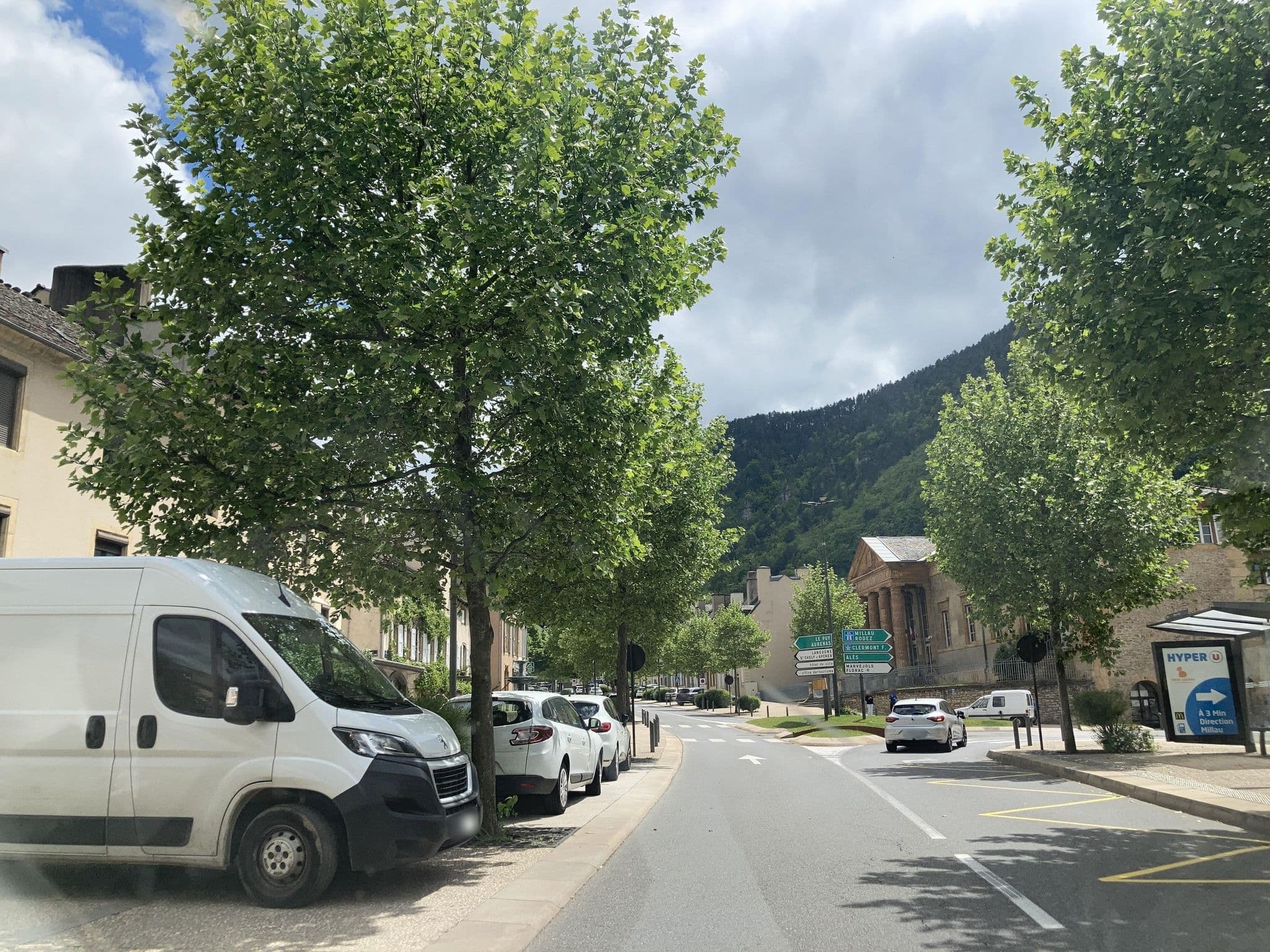 Street view near Hôtel Restaurant G.T.M., Mende — © tasmaniadevil (CC BY-SA · Mapillary)