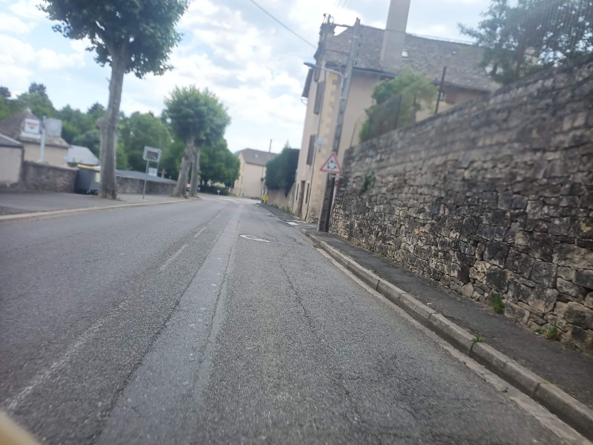 Street view near Fast Hotel, Marvejols — © connermacleod69 (CC BY-SA · Mapillary)