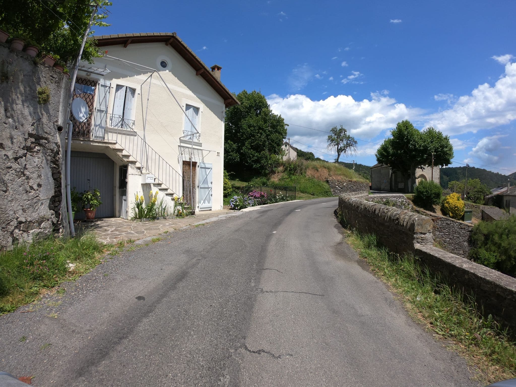 Street view near Village Vacances les Hauts de St Privat, Branoux-les-Taillades — © joostjakob (CC BY-SA · Mapillary)
