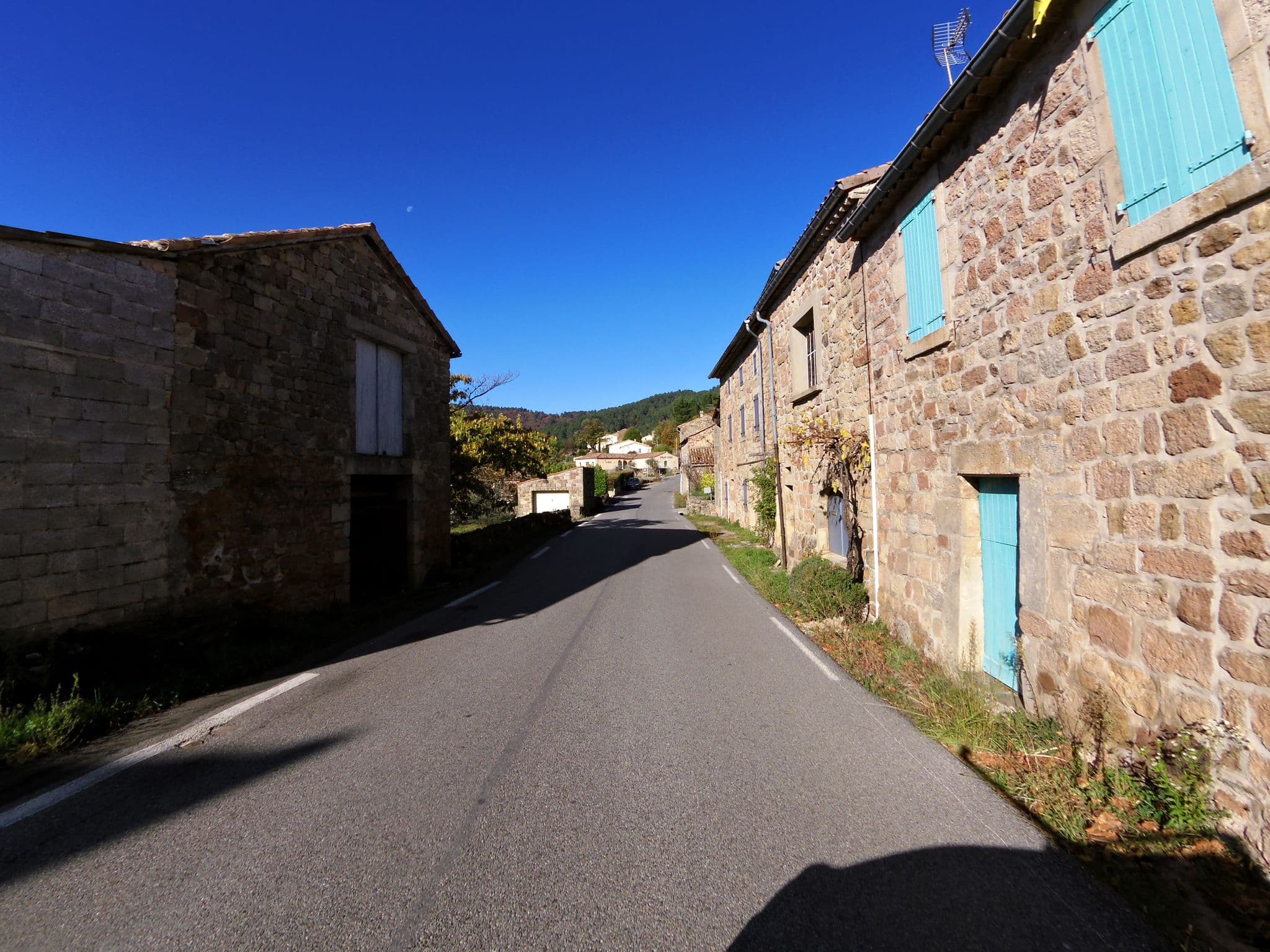 Street view near Gîte la Genette de Planzolles, Lablachère — © zors1843 (CC BY-SA · Mapillary)