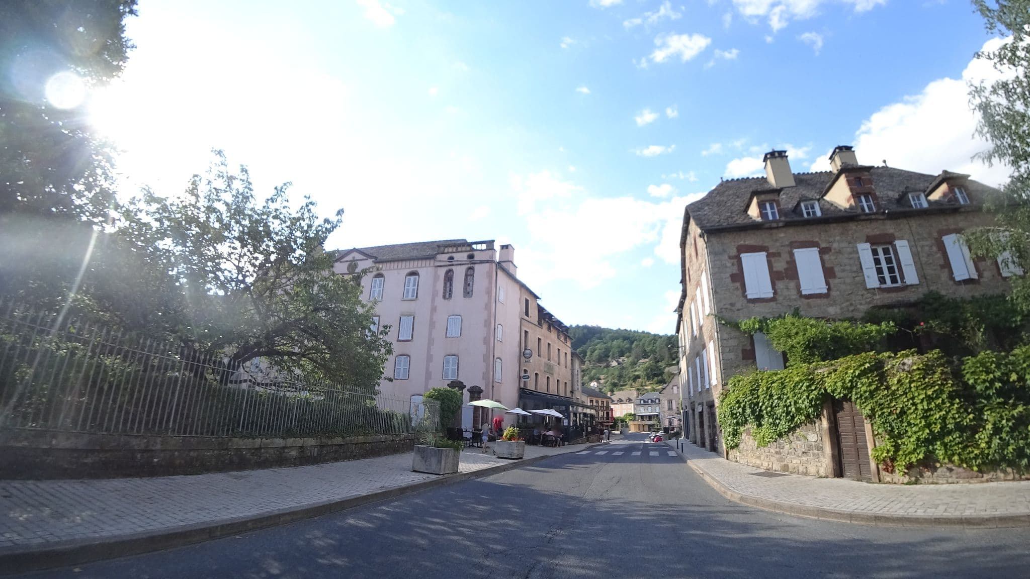 Street view near LA CITADELLE SUDRES GUILHEM, La Canourgue — © yod4z (CC BY-SA · Mapillary)