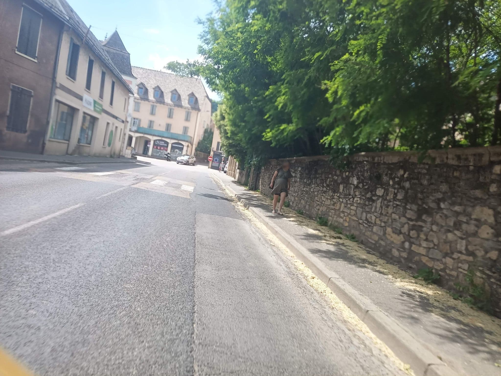 Street view near Davem, Marvejols — © connermacleod69 (CC BY-SA · Mapillary)