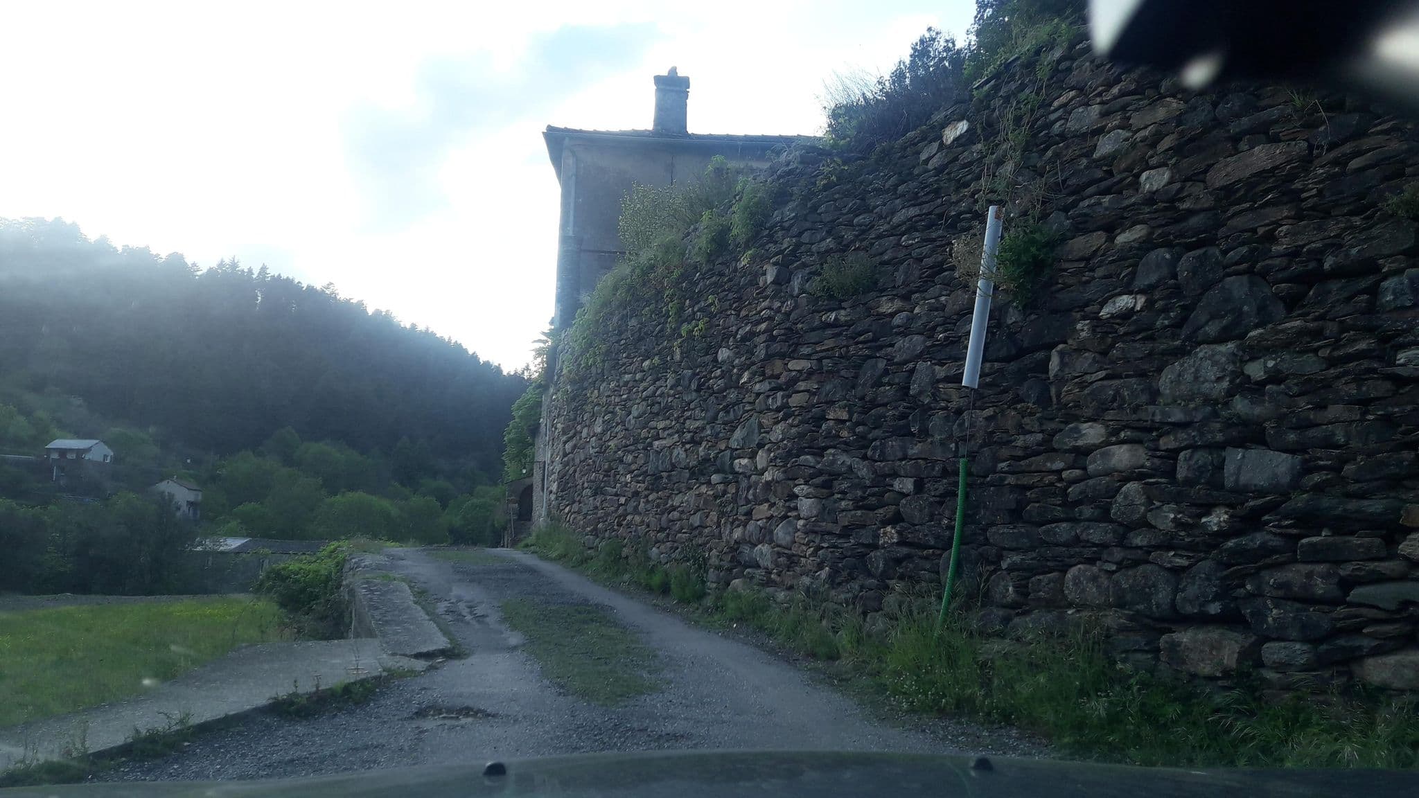 Street view near Gardoussel Retreat, Valleraugue — © eric_s (CC BY-SA · Mapillary)