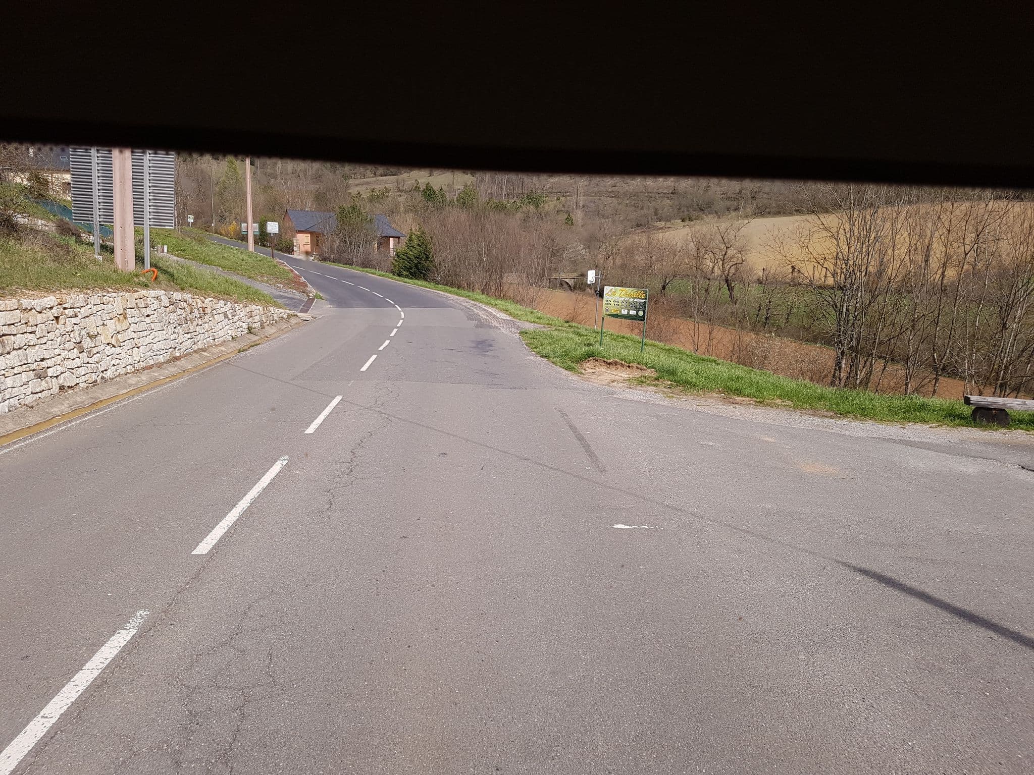 Street view near La Draille, Meyrueis — © bernardvoyageur (CC BY-SA · Mapillary)