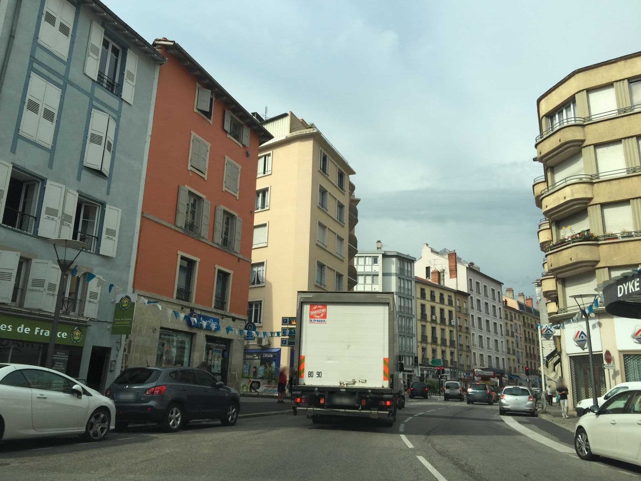 Street view near Hôtel Restaurant Régina, Le Puy-en-Velay — © geraldchatagnon (CC BY-SA · Mapillary)