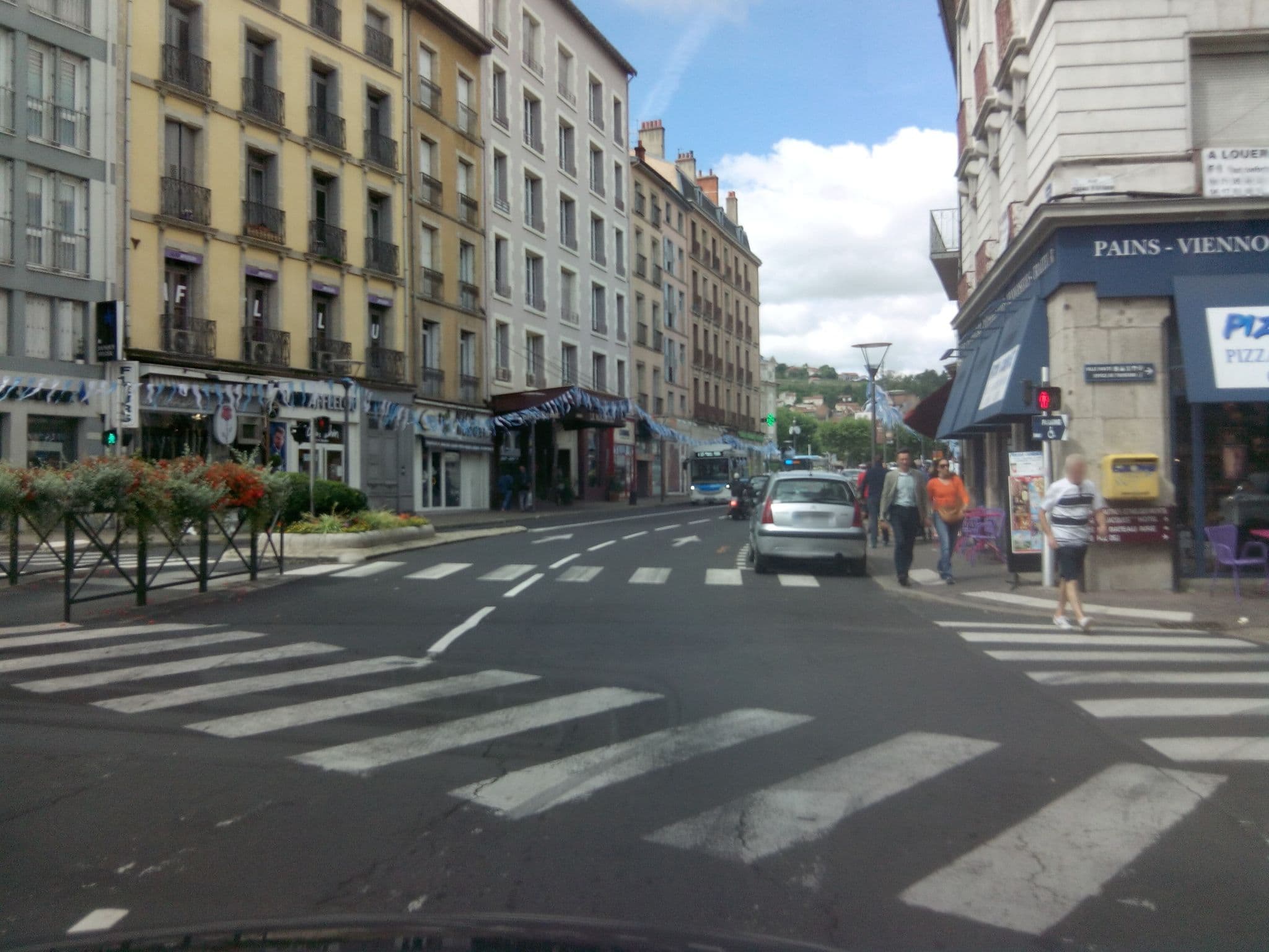Street view near L'Oddo de Gissey, Le Puy-en-Velay — © alainproviste (CC BY-SA · Mapillary)