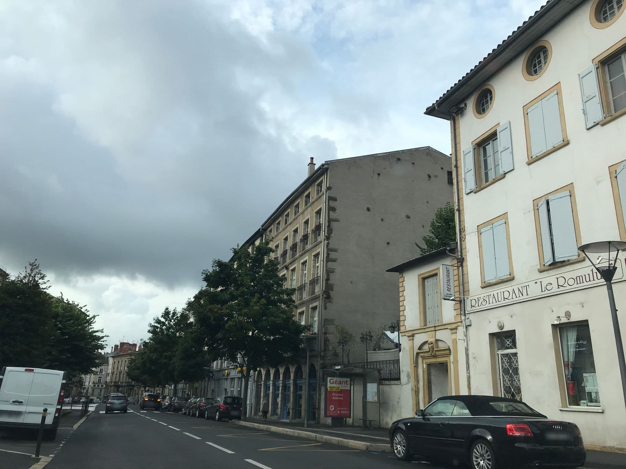 Street view near Le Velo Rouge, Le Puy-en-Velay — © fpm (CC BY-SA · Mapillary)