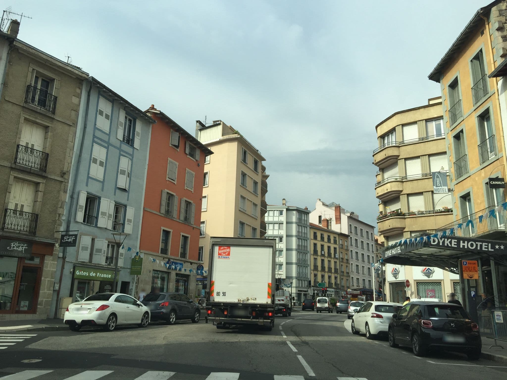 Street view near Gîtes de France Haute-Loire, Le Puy-en-Velay — © geraldchatagnon (CC BY-SA · Mapillary)