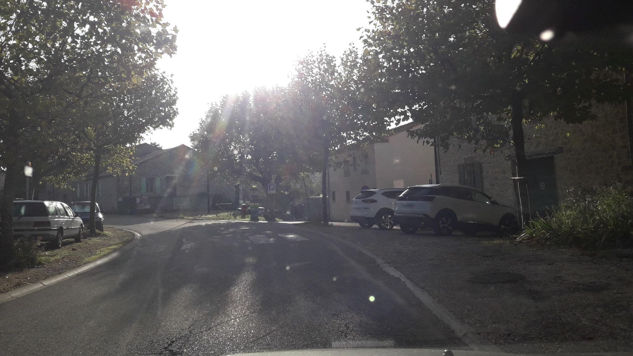 Street view near L'Azuré, Vallon-Pont-d'Arc — © eric_s (CC BY-SA · Mapillary)