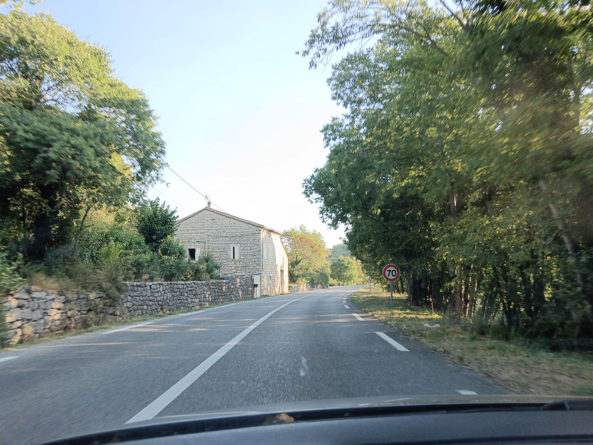 Street view near La Combe de Louba, Lablachère — © CutKziG (CC BY-SA · Mapillary)