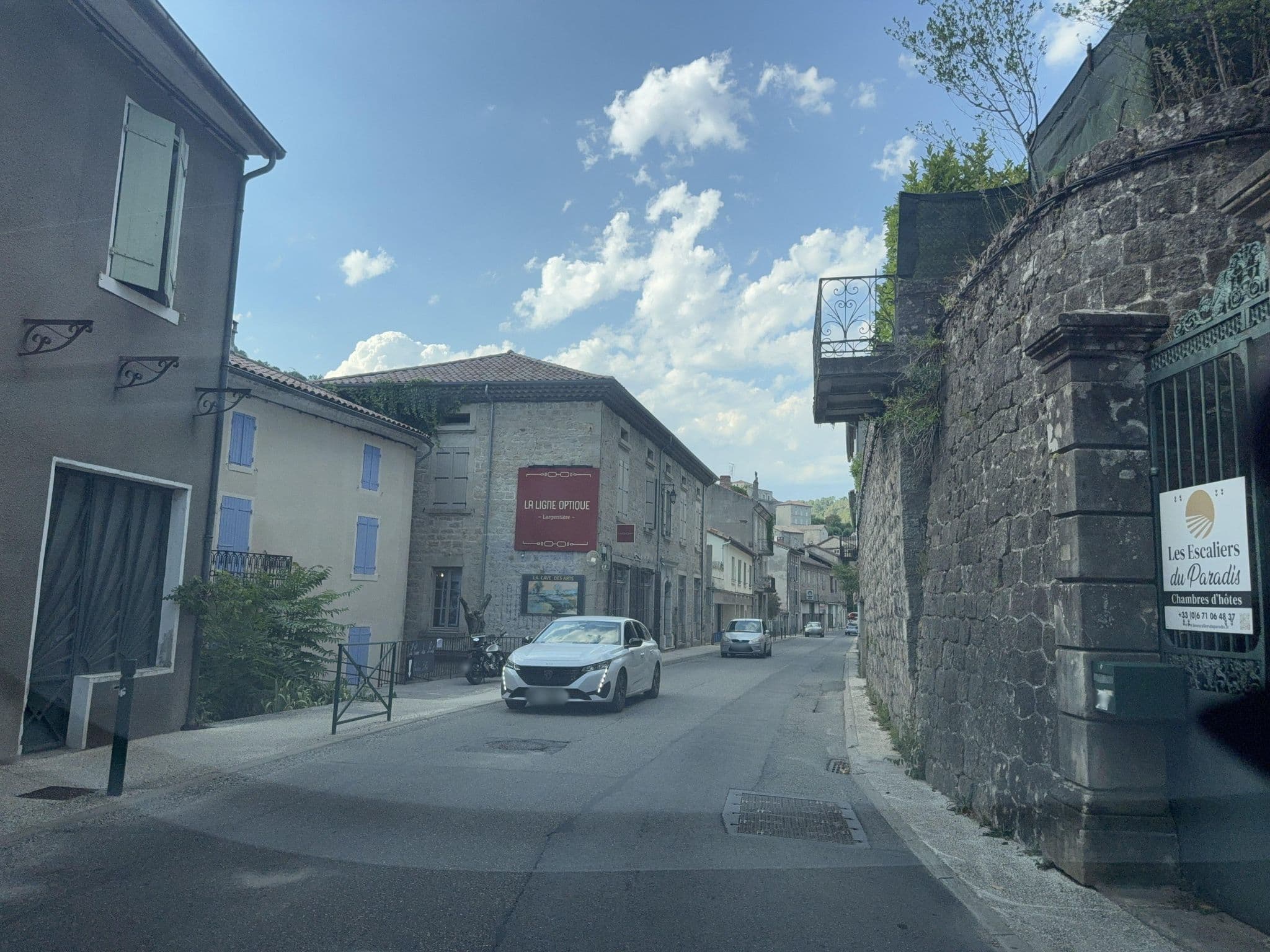 Street view near La maison aux escalades, Largentière — © ottor (CC BY-SA · Mapillary)