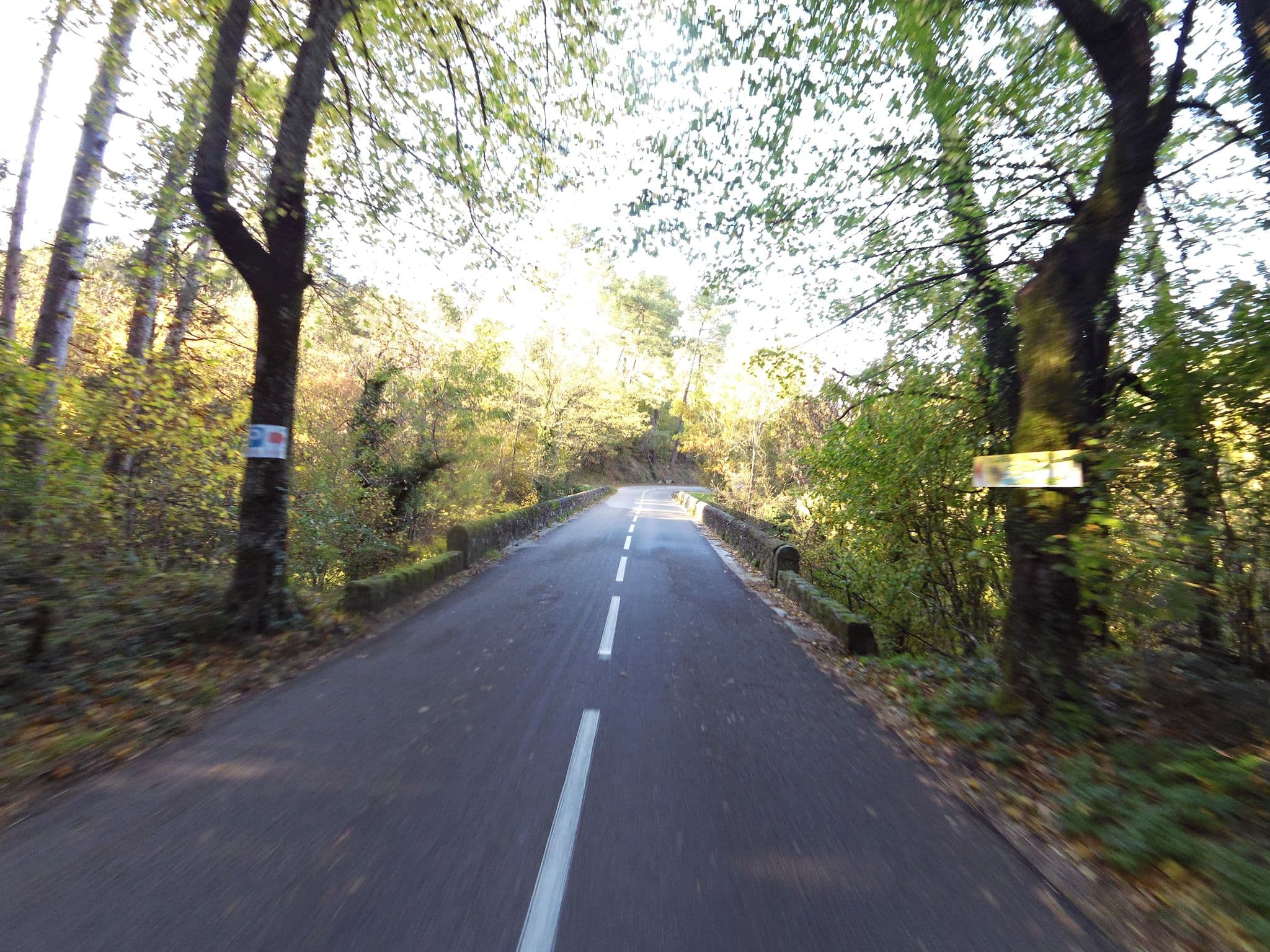 Street view near Village de Chalets Camping Bois Simonet, Joyeuse — © zors1843 (CC BY-SA · Mapillary)