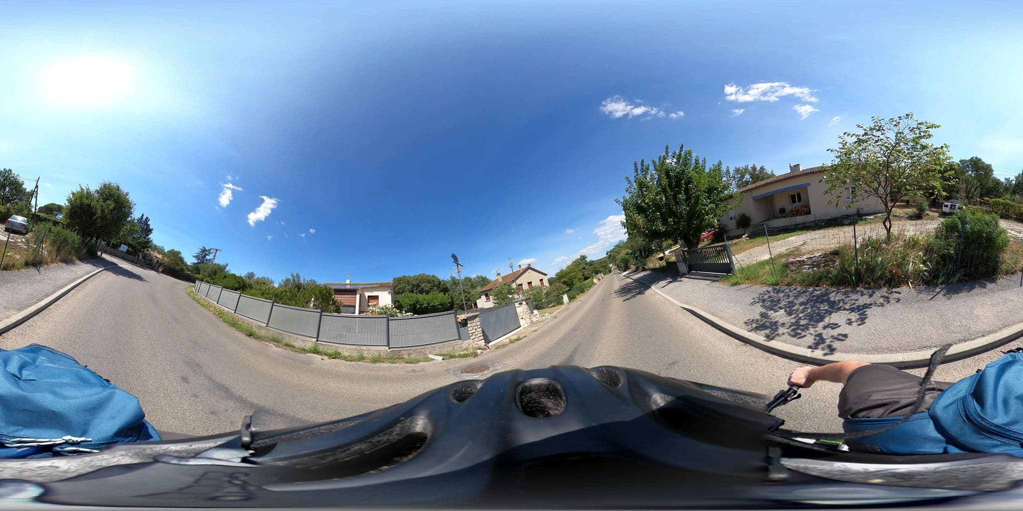 Street view near Arepos Vacances Cehpa, Ruoms — © Krob (CC BY-SA · Mapillary)