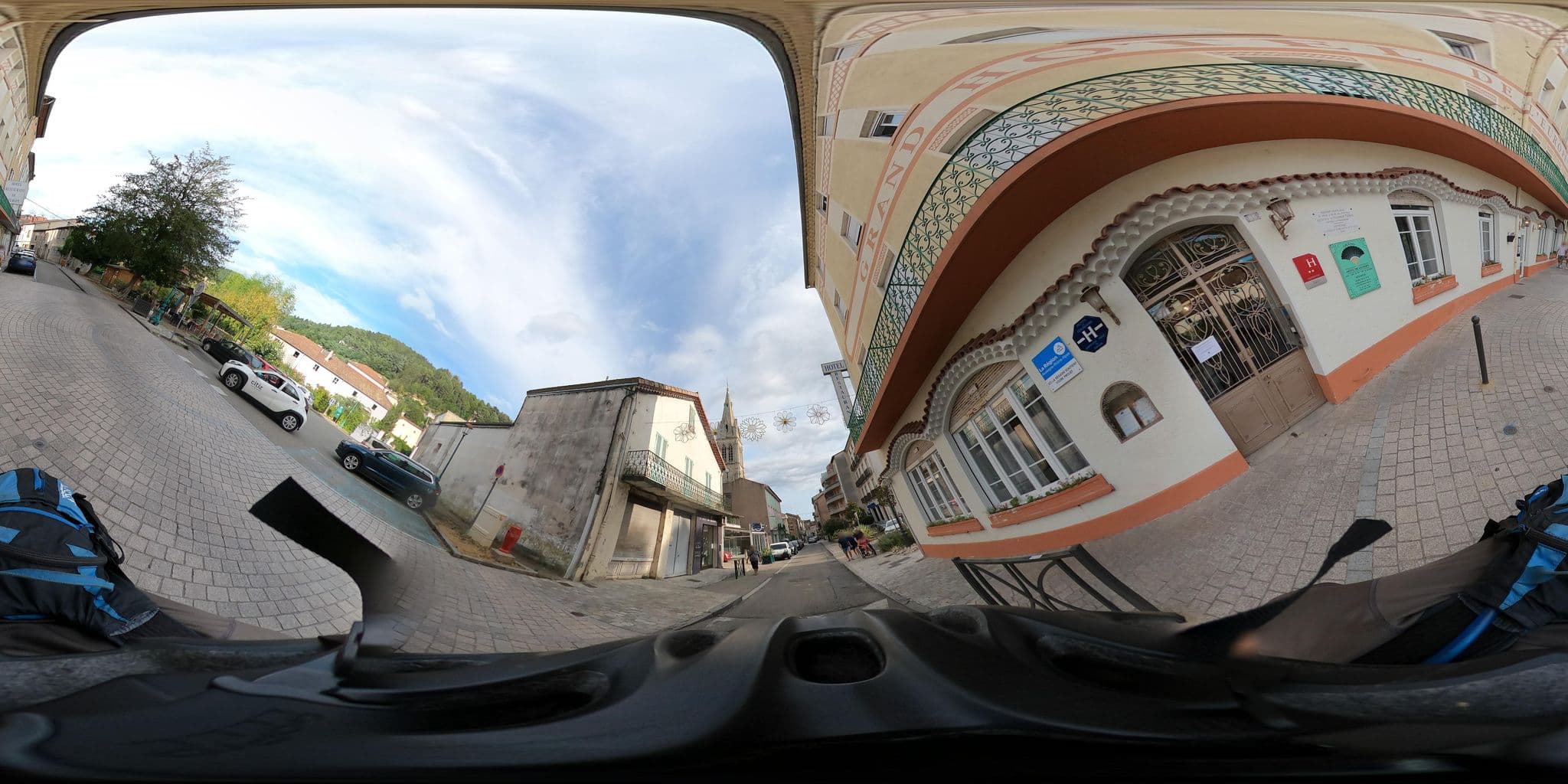 Street view near Grand Hôtel de l'Europe, Vals-les-Bains — © Krob (CC BY-SA · Mapillary)