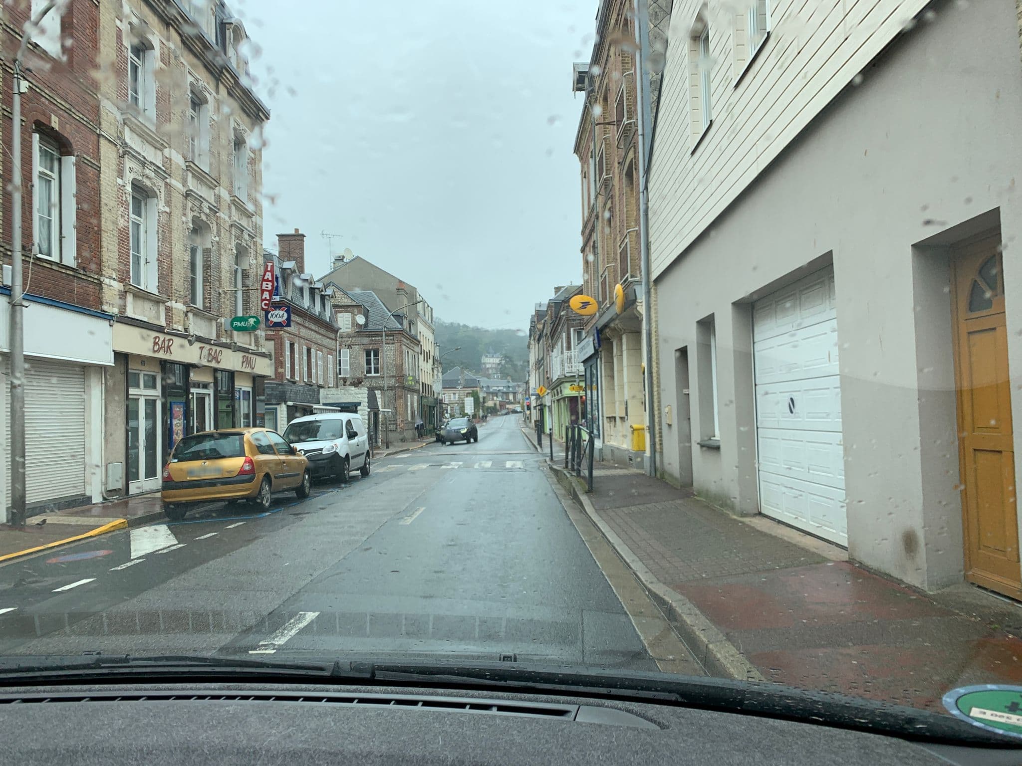 Street view near Conciergerie des Falaises, Étretat — © noel (CC BY-SA · Mapillary)