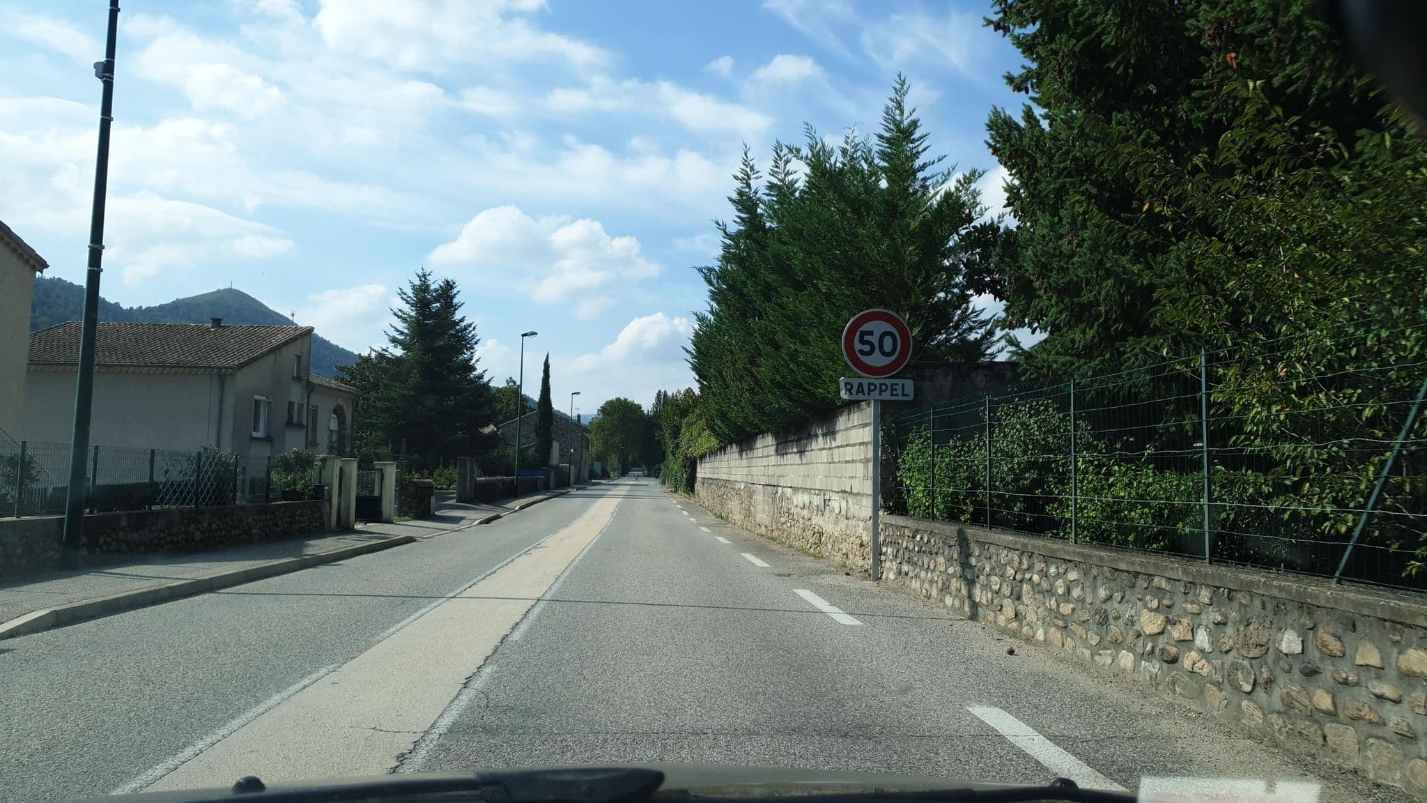 Street view near Domaine les Buis, Saint-Laurent-du-Pape — © binnette (CC BY-SA · Mapillary)