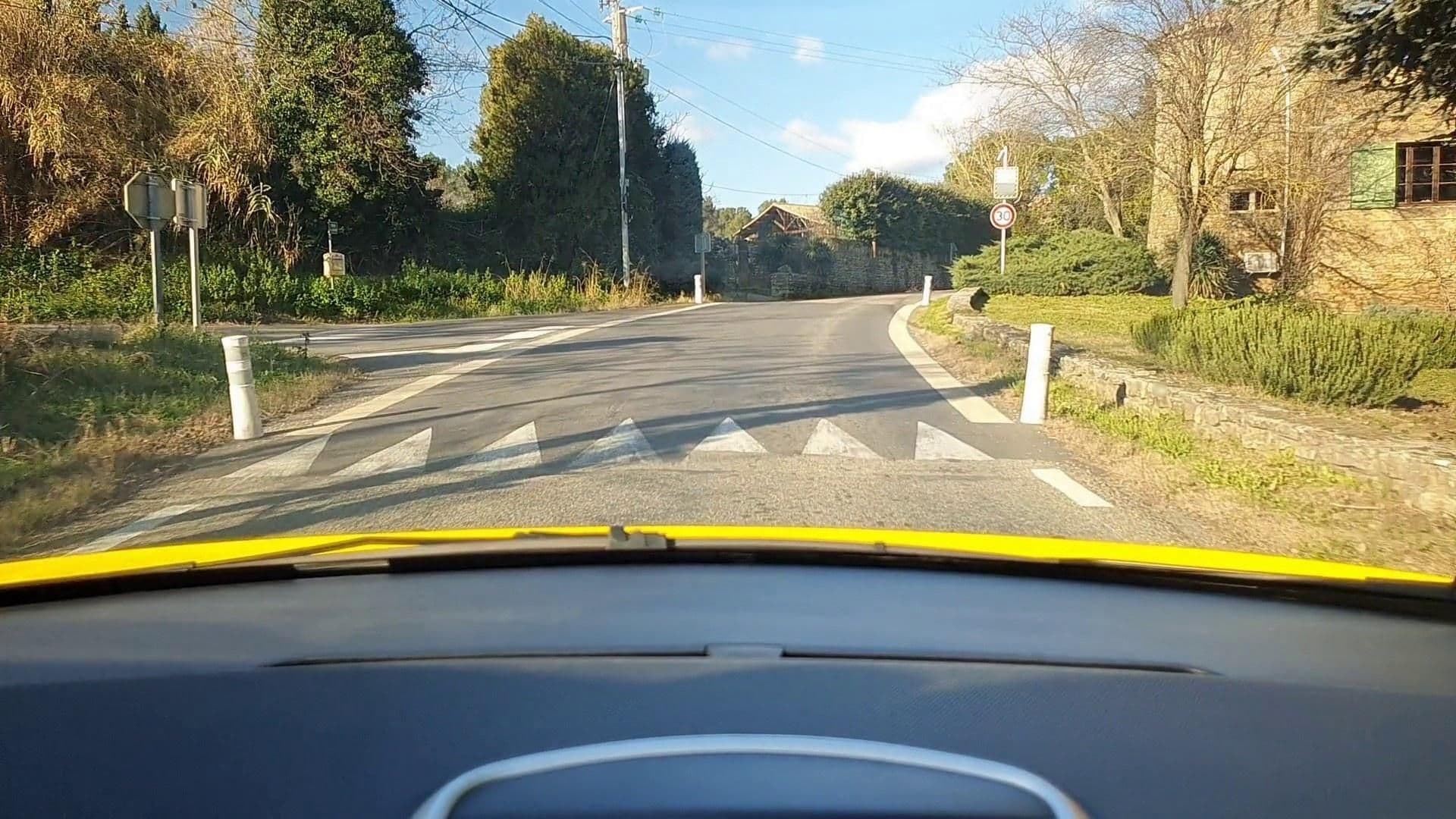 Street view near Bastide le Luget, Vénéjan — © si3p0 (CC BY-SA · Mapillary)