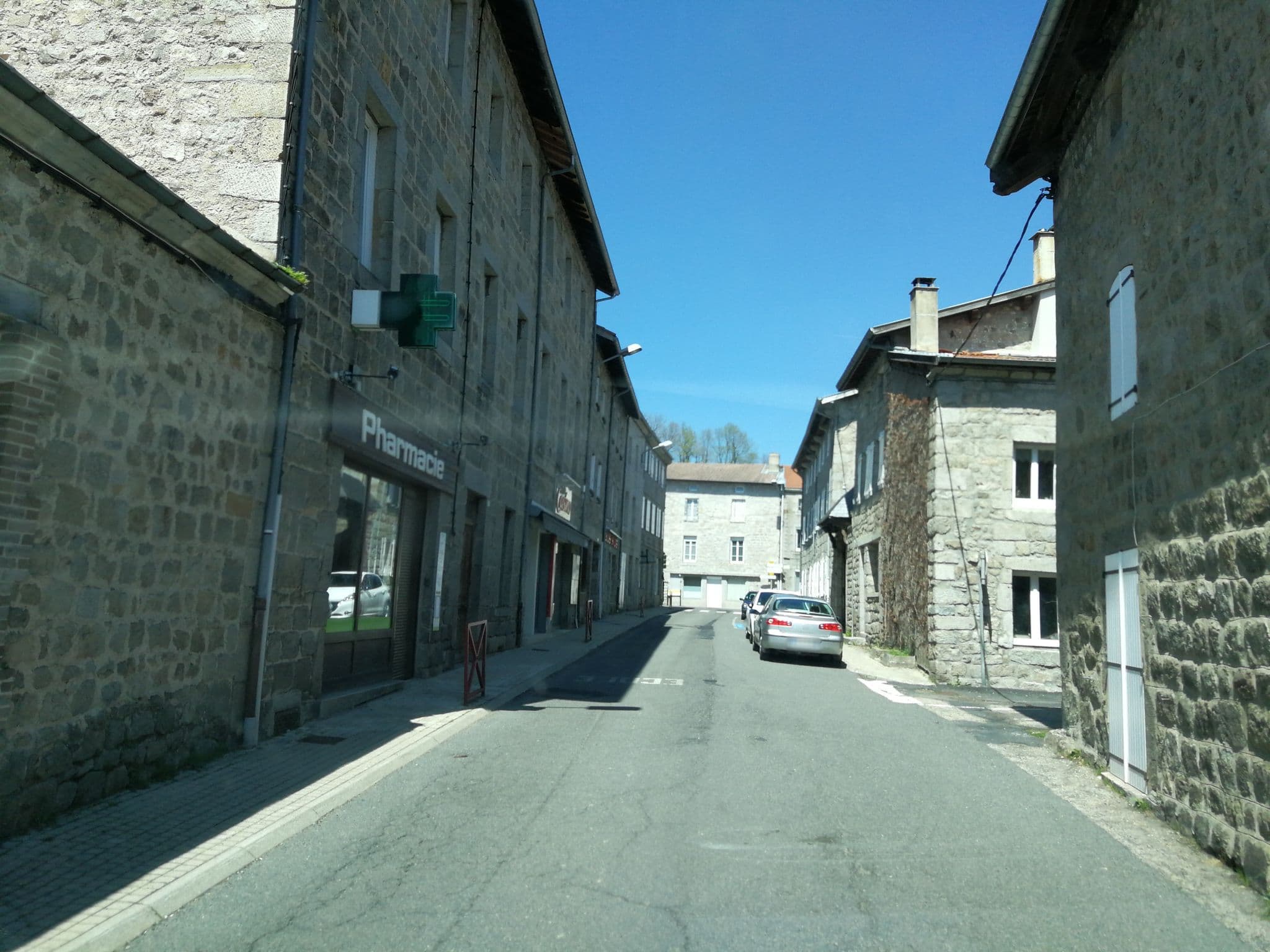 Street view near B&B HOTEL, Marlhes — © jerome_pietri (CC BY-SA · Mapillary)