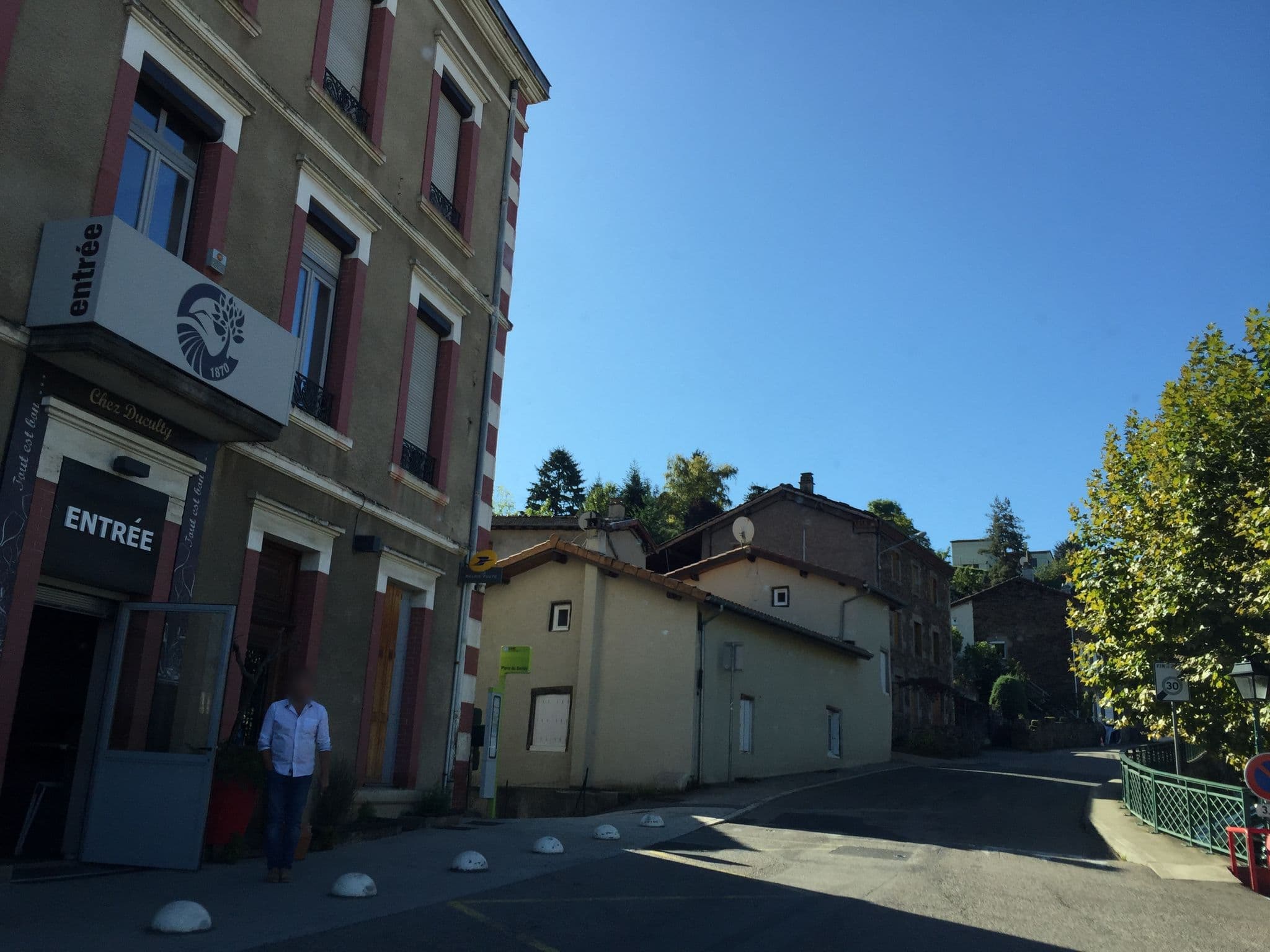Street view near Le Beau Site, Saint-Paul-en-Jarez — © geraldchatagnon (CC BY-SA · Mapillary)