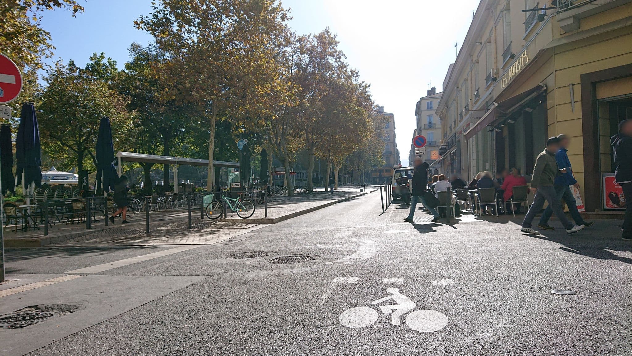 Street view near Vacances Loisirs Activ', Saint-Étienne — © remonet (CC BY-SA · Mapillary)