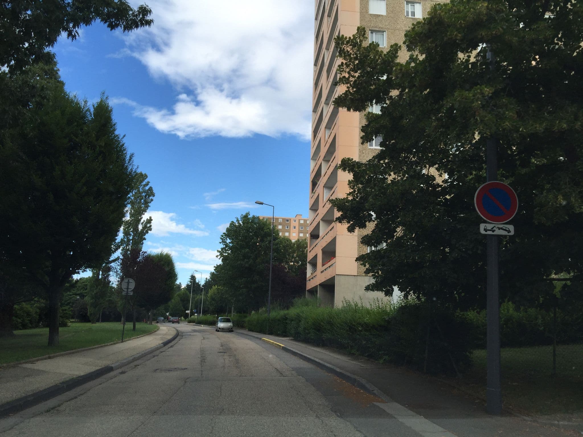 Street view near D.G.R. R.A.M. Mercure Saint Etienne S.N.C., Saint-Étienne — © geraldchatagnon (CC BY-SA · Mapillary)