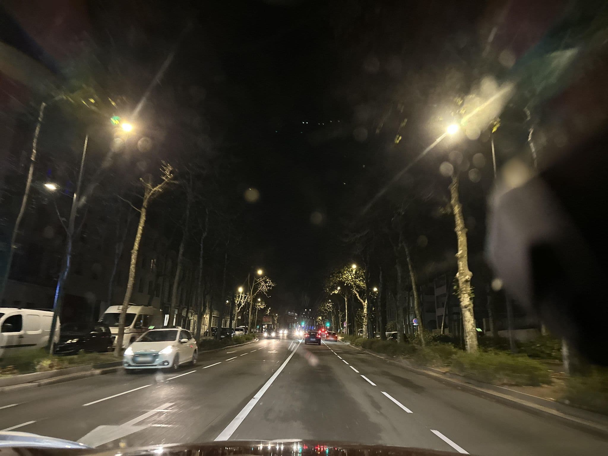 Street view near Hôtel Discount, Saint-Étienne — © fpm (CC BY-SA · Mapillary)