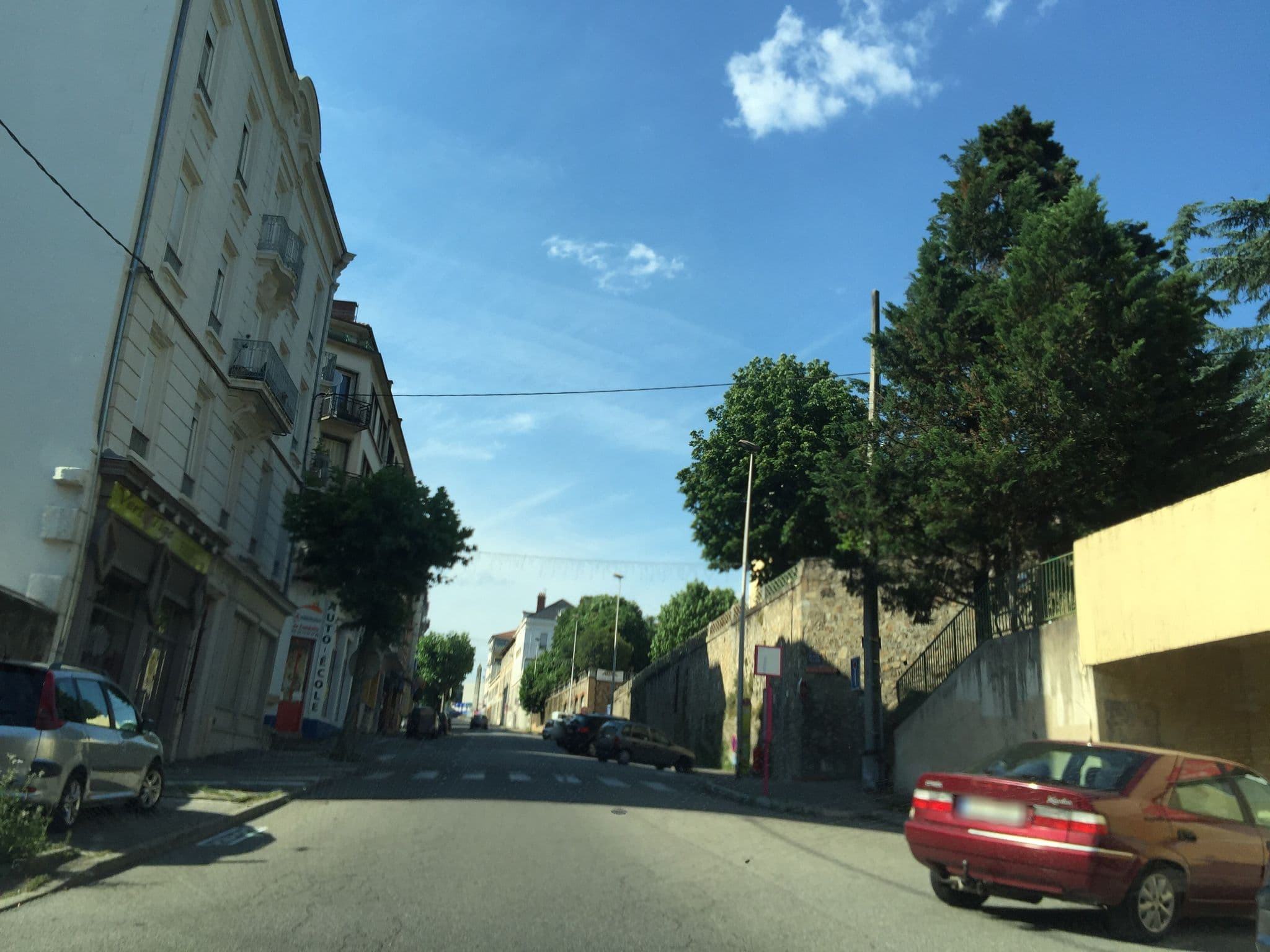Street view near Le Charmeyran, Annonay — © geraldchatagnon (CC BY-SA · Mapillary)