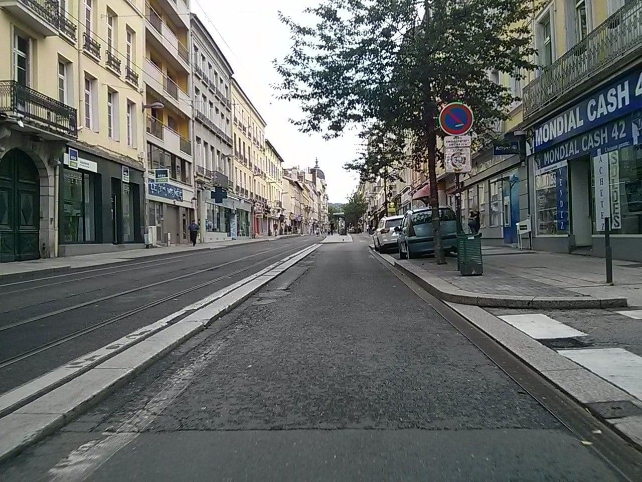 Street view near Class and cozy desing tram, Saint-Étienne — © remonet (CC BY-SA · Mapillary)