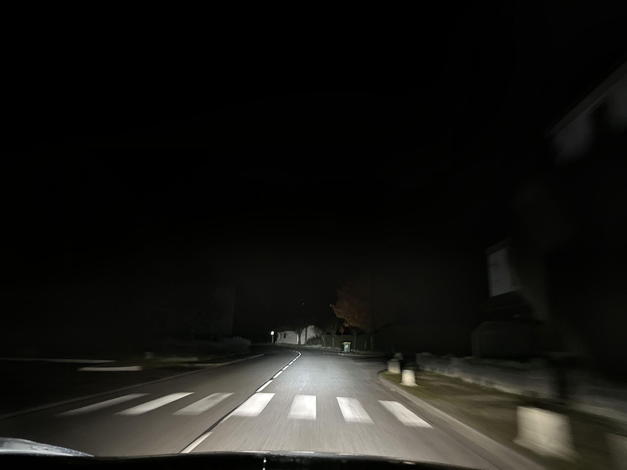 Street view near hotel des voyageurs ,Restaurant, Job — © fpm (CC BY-SA · Mapillary)