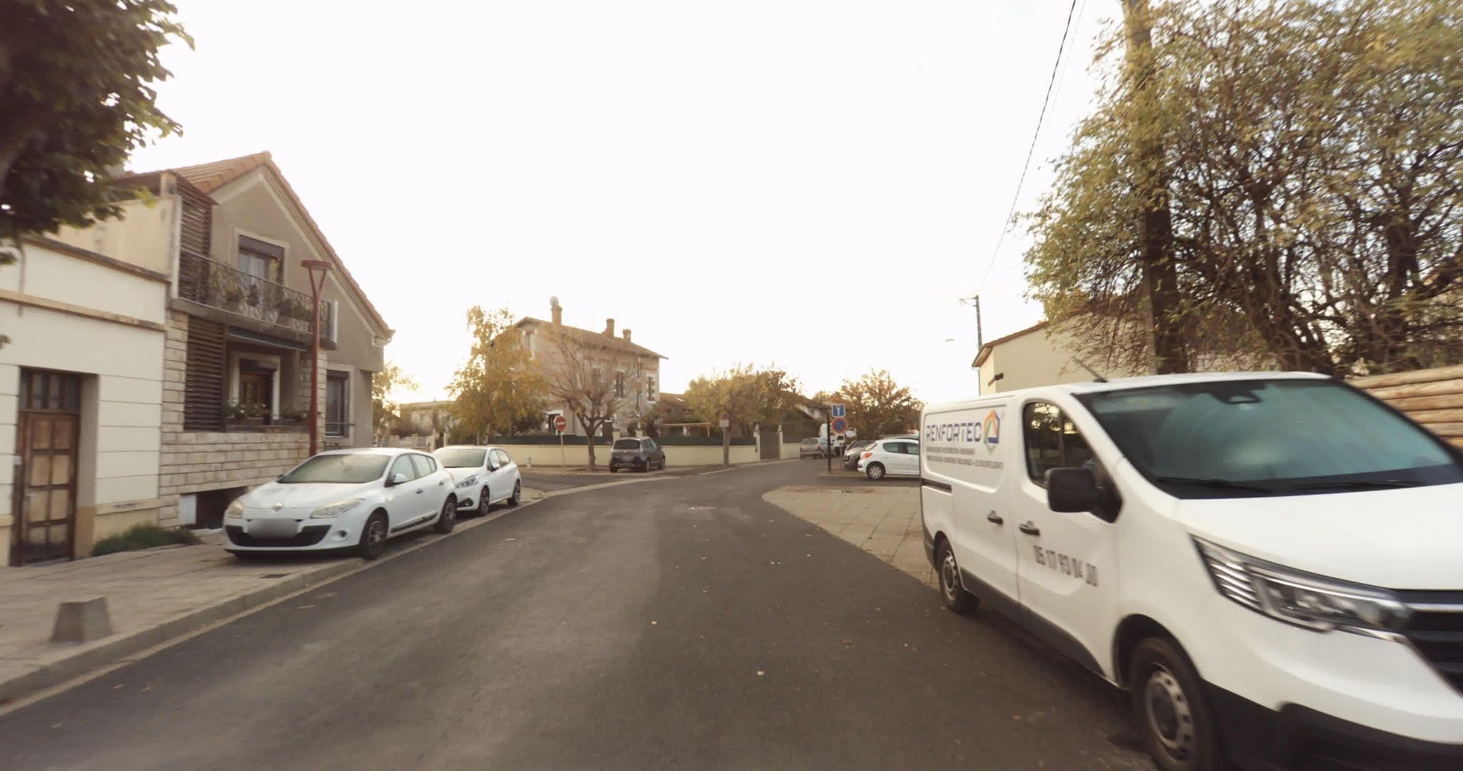 Street view near Hôtel de la Gare, Aulnat — © sogefi (CC BY-SA · Mapillary)