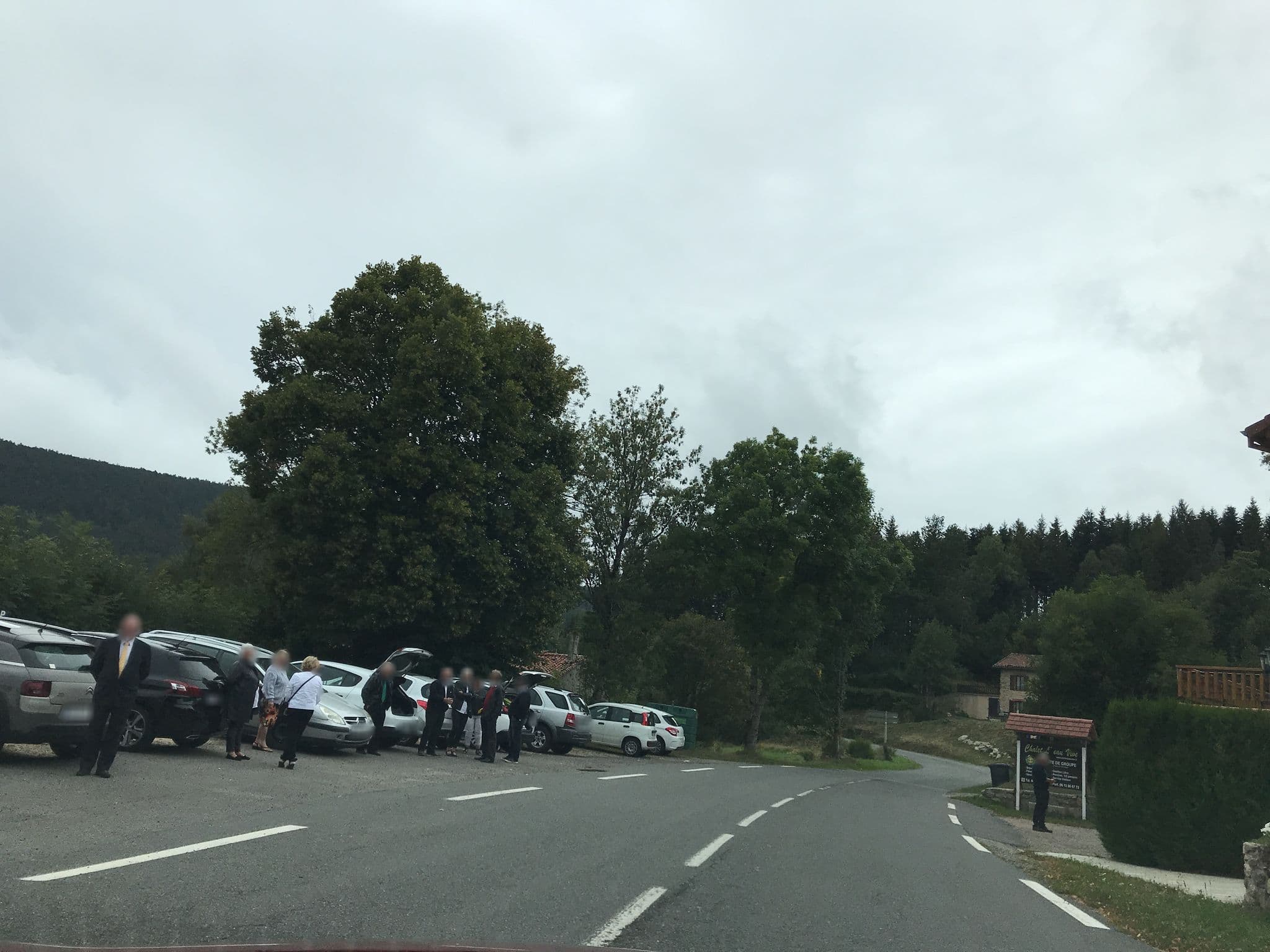 Street view near Chalet L'eau Vive , Chalmazel-Jeansagnière, Job — © fpm (CC BY-SA · Mapillary)