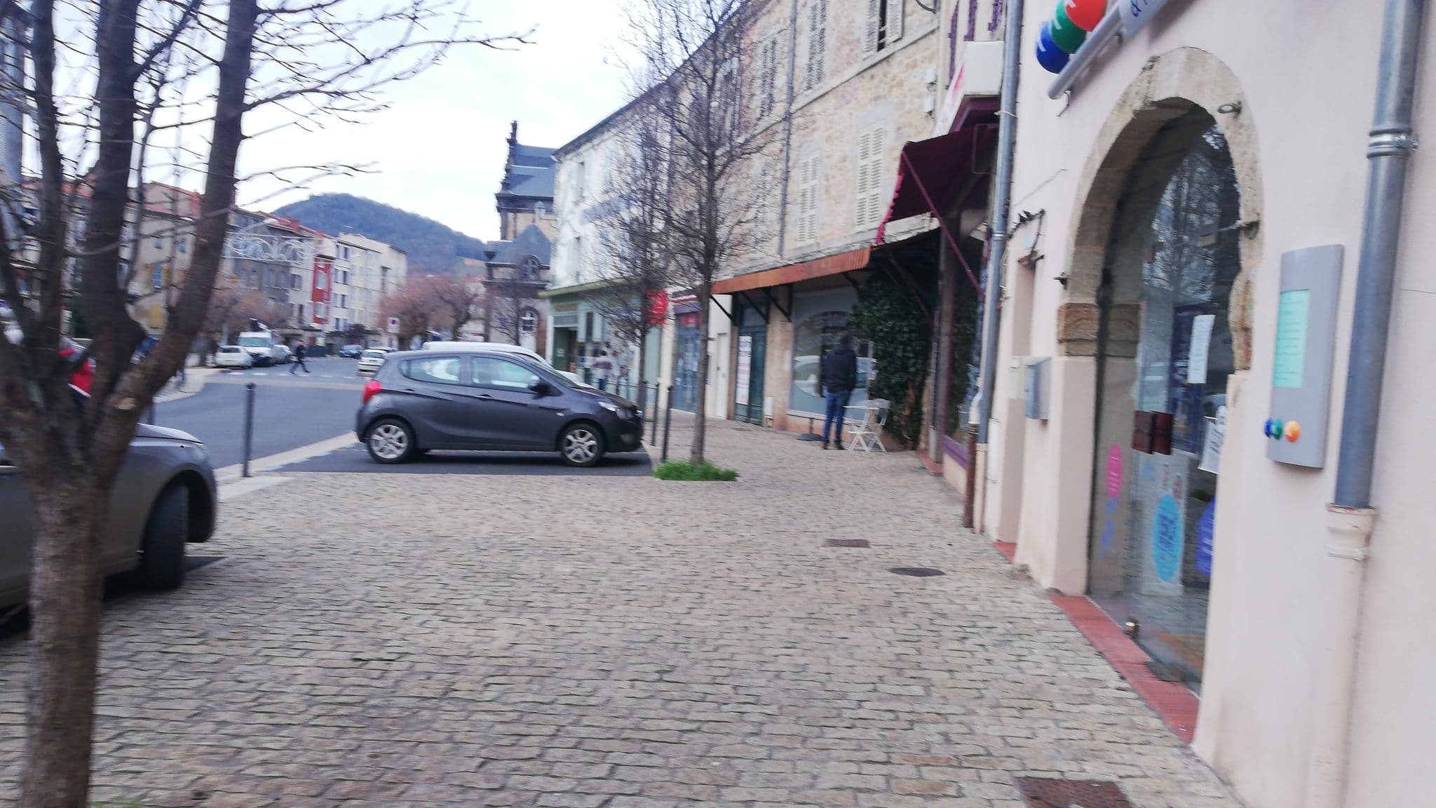 Street view near Chez sandrine, Billom — © jeanfrancis (CC BY-SA · Mapillary)