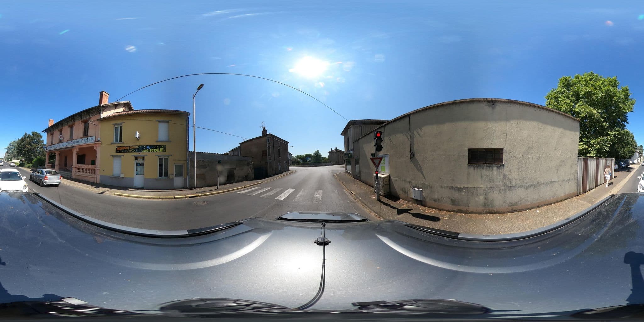 Street view near Le Relais de la Dore, Peschadoires — © eric_s (CC BY-SA · Mapillary)