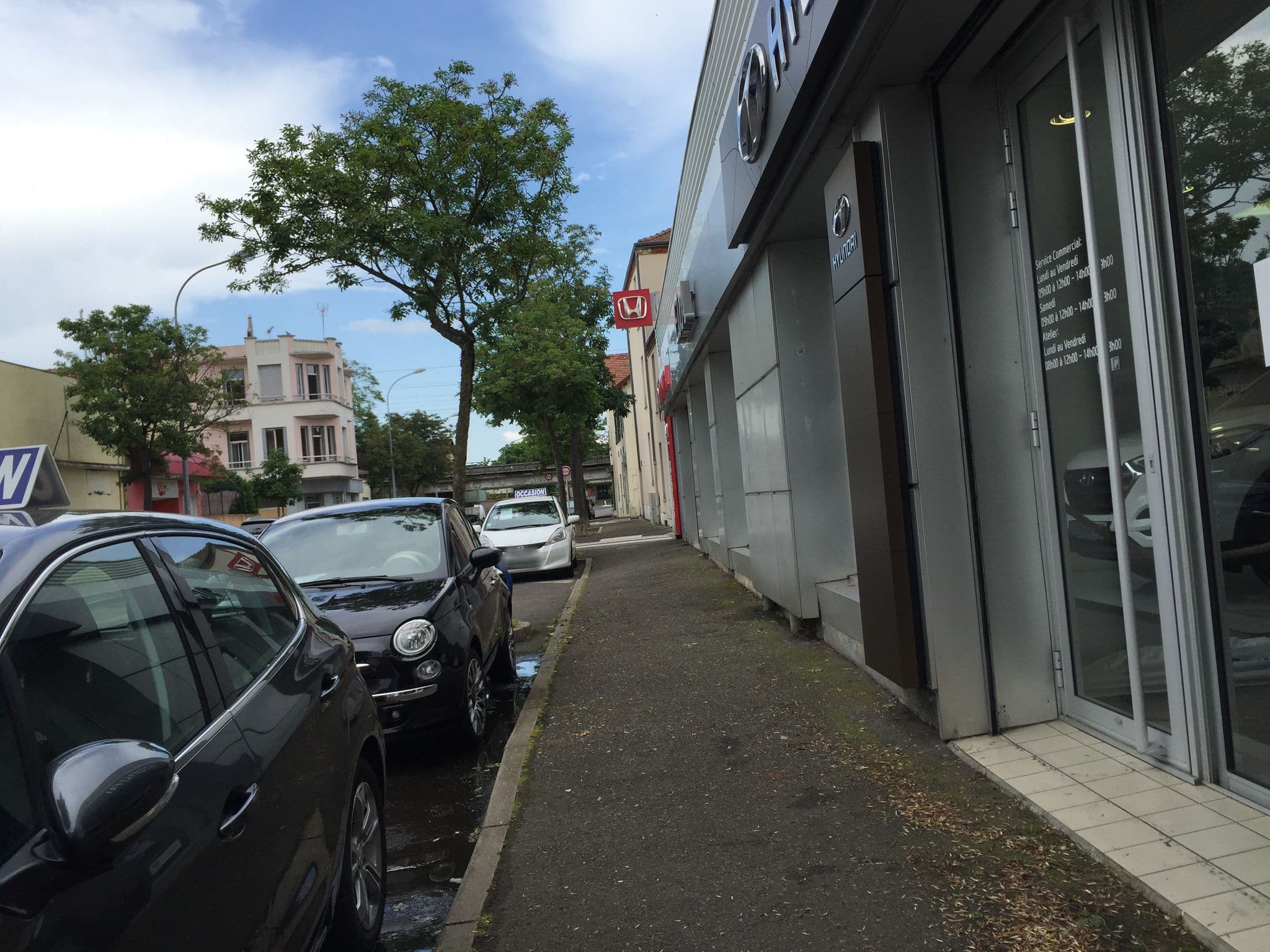 Street view near Cuter Elisabeth, Vichy — © zimmy (CC BY-SA · Mapillary)