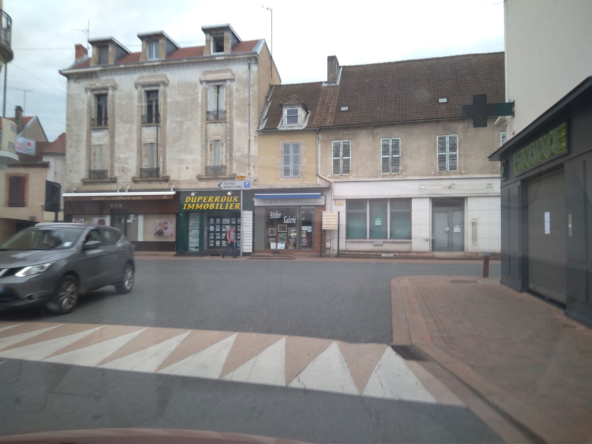 Street view near Hôtel de France, Lapalisse — © gabarot (CC BY-SA · Mapillary)
