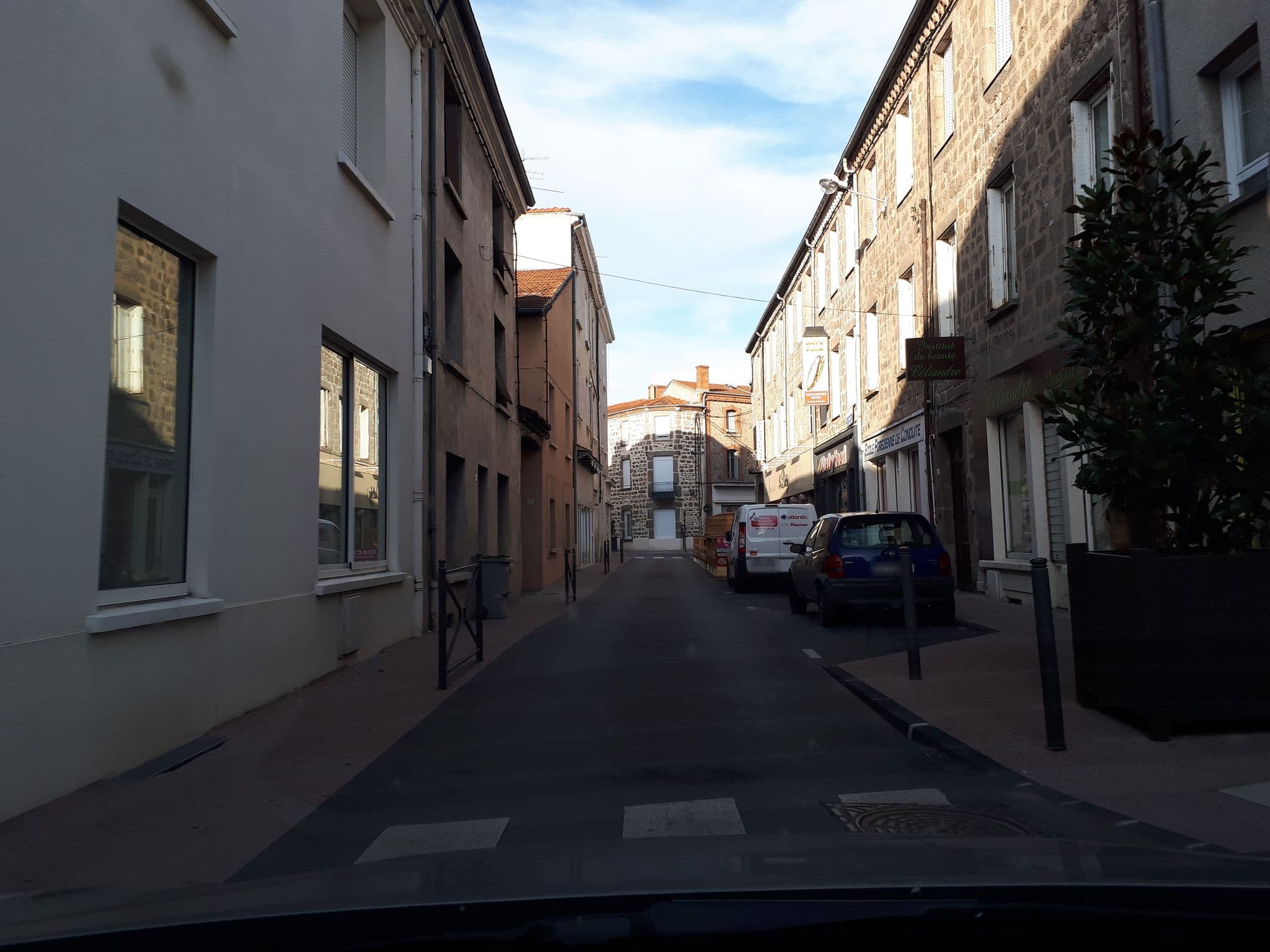 Street view near Atalante, Feurs — © quicky (CC BY-SA · Mapillary)