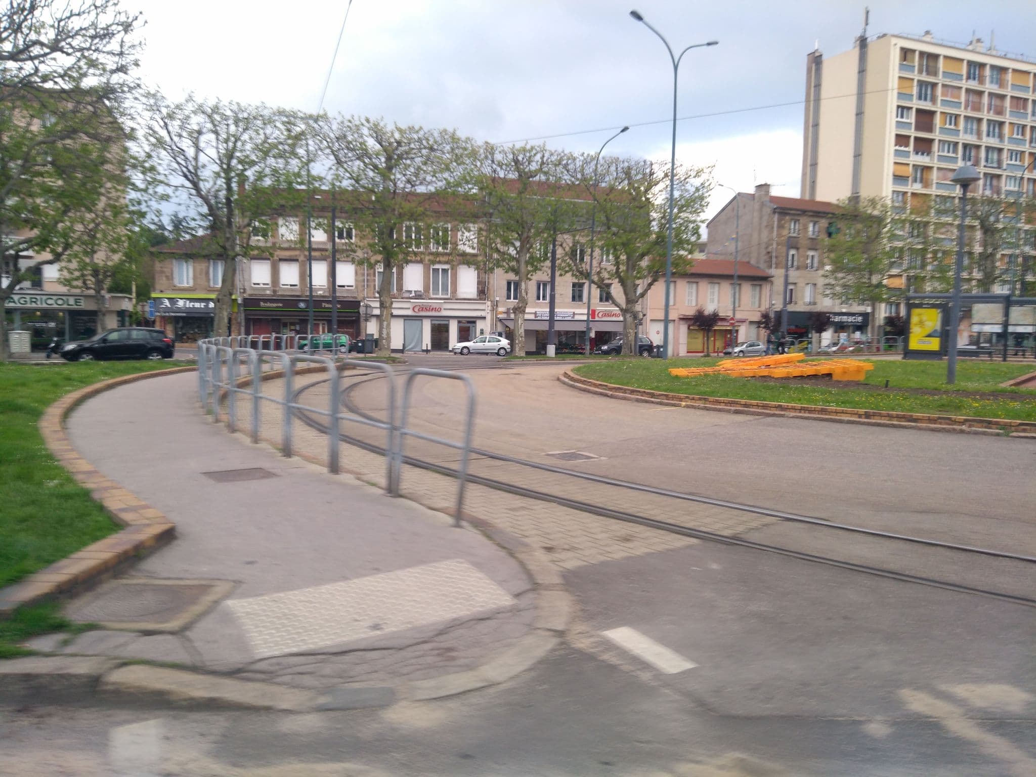 Street view near Austria Hotel Saint-Etienne, Saint-Priest-en-Jarez — © remonet (CC BY-SA · Mapillary)