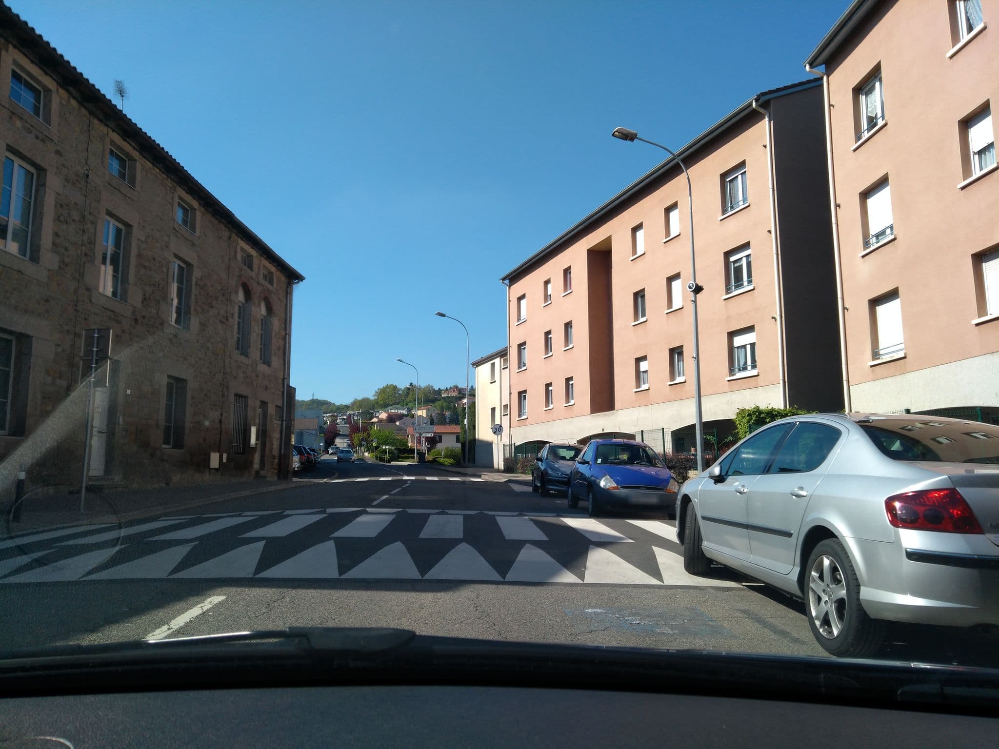 Street view near Selectour - Bleu Voyages, Villars — © remonet (CC BY-SA · Mapillary)