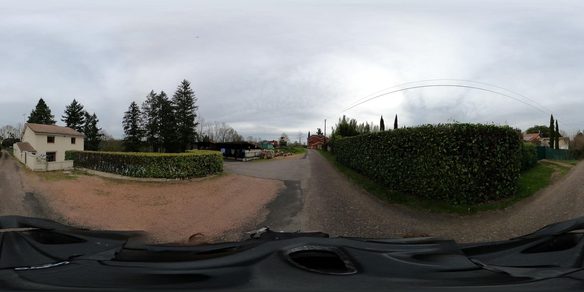 Street view near Chambres d'Hôtes les Heures Claires, Briennon — © capmoustache (CC BY-SA · Mapillary)