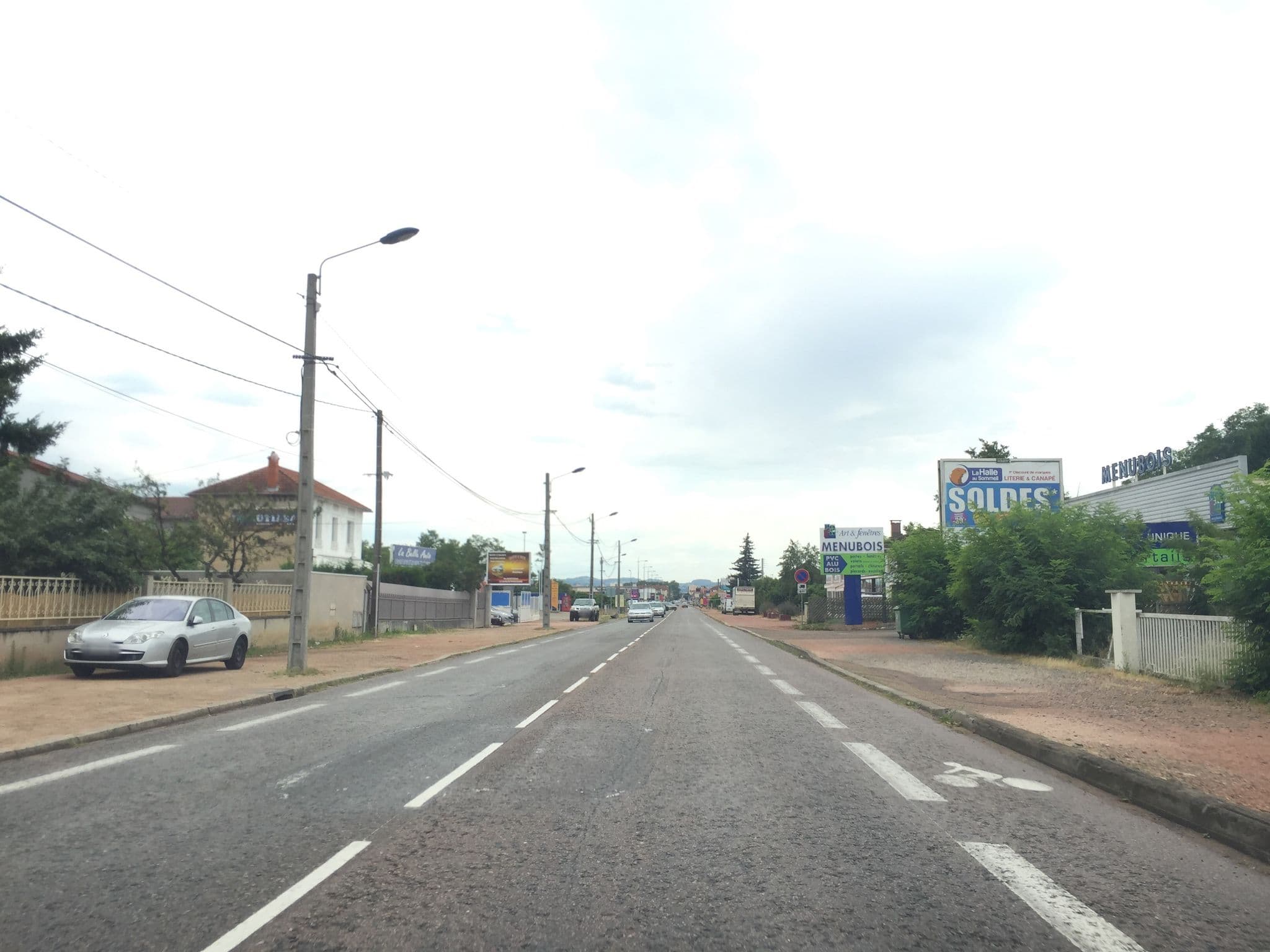 Street view near Hôtel Bar Restaurant Relais des Buttes, Mably — © zimmy (CC BY-SA · Mapillary)