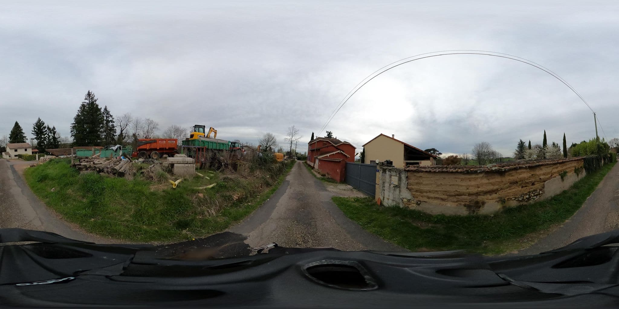 Street view near Les Heures Claires, Briennon — © capmoustache (CC BY-SA · Mapillary)